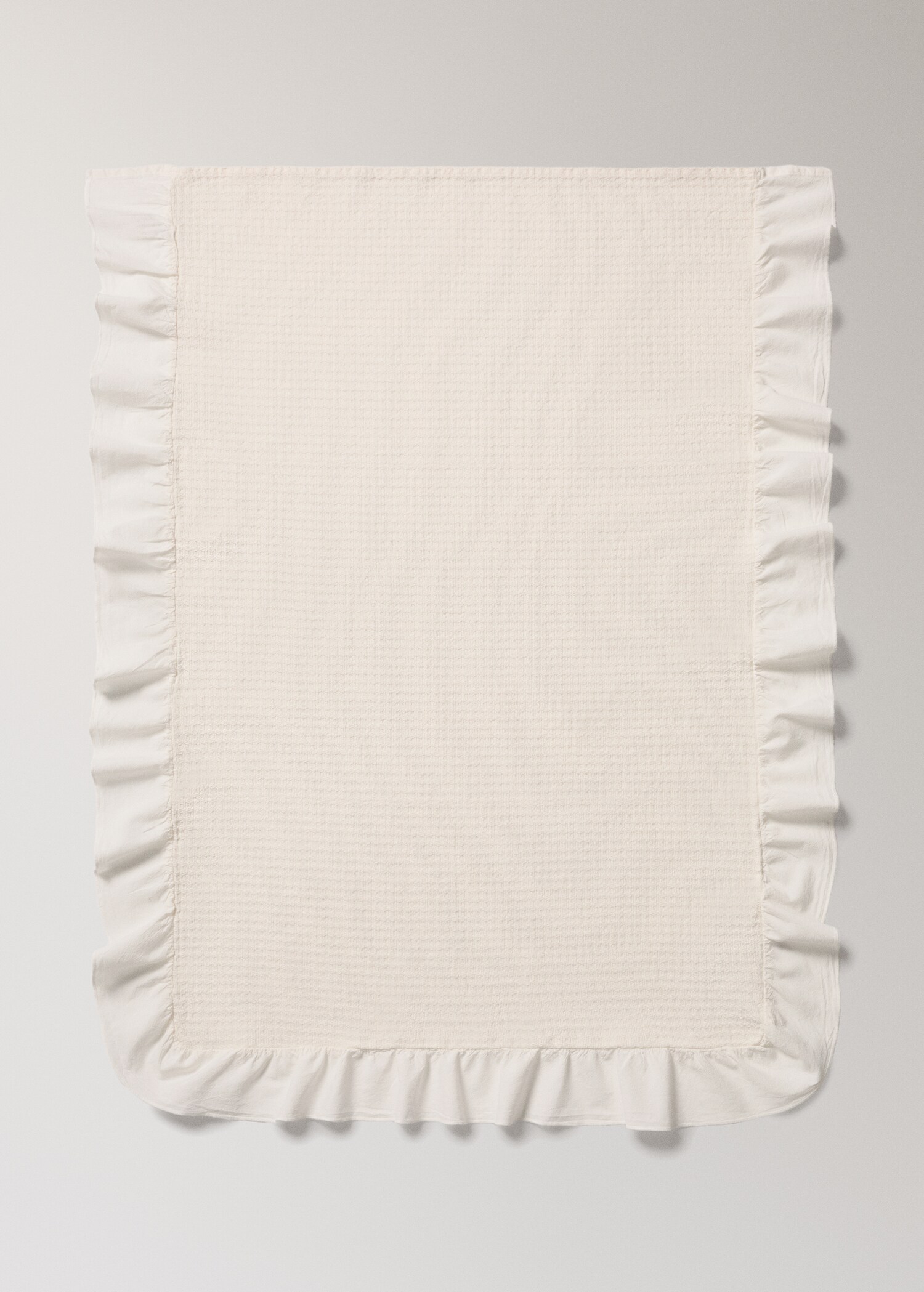 Jacquard cotton cot bedspread with ruffle - Details of the article 3