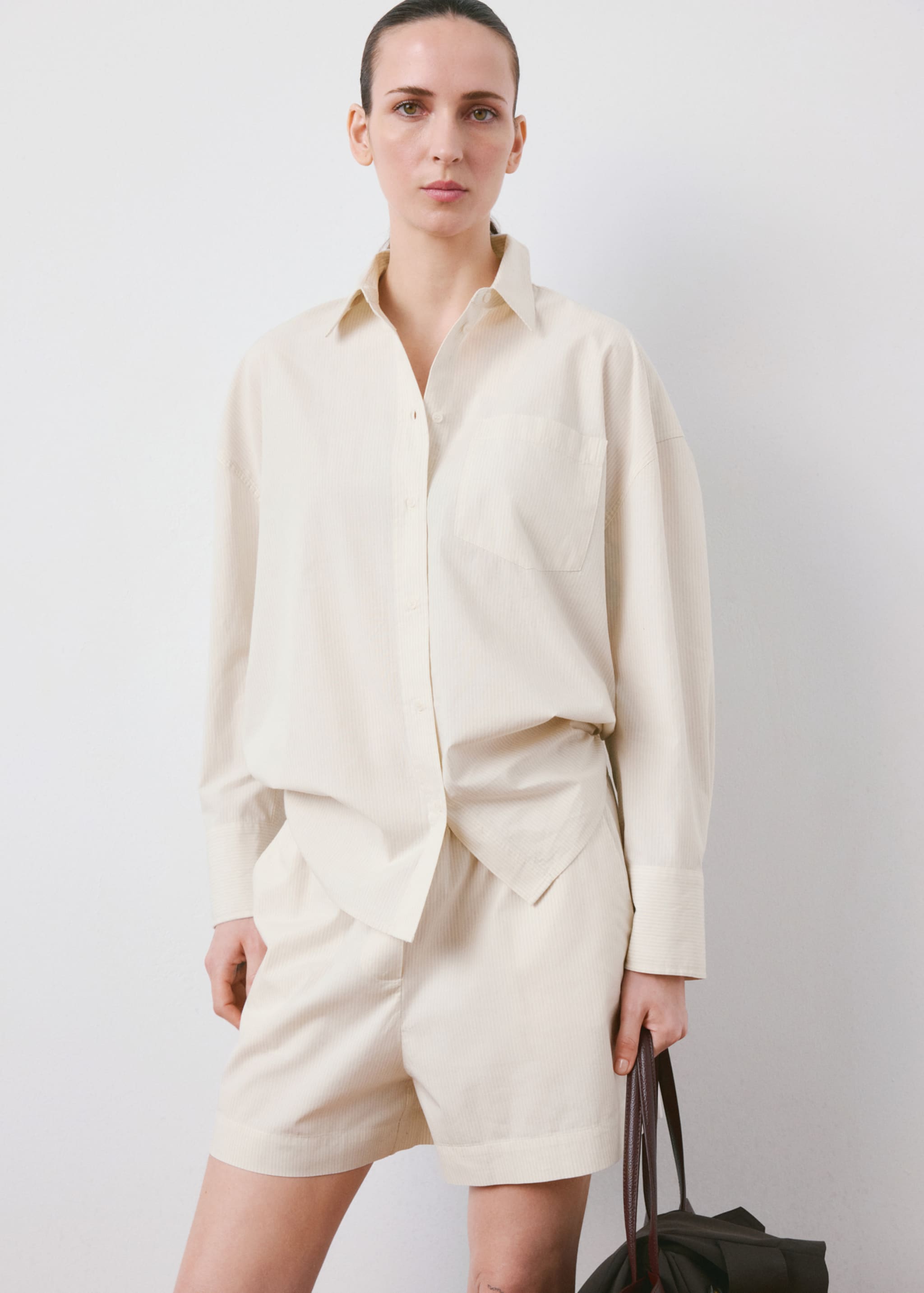 Short coton taille élastique - Plan moyen, Écru. Ref: 27084080-00.