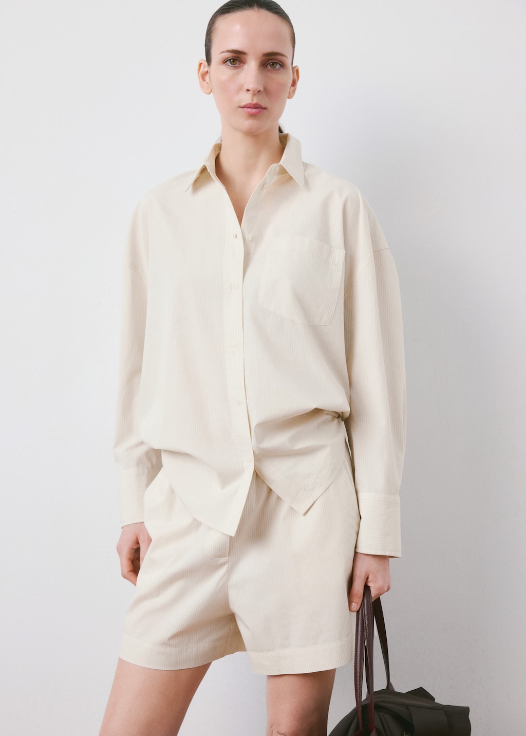 Cotton shorts with elastic waist