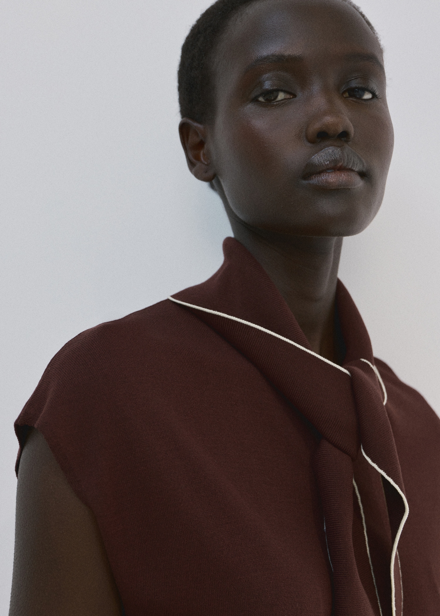 Knitted top with scarf detail - Detail van het artikel 1