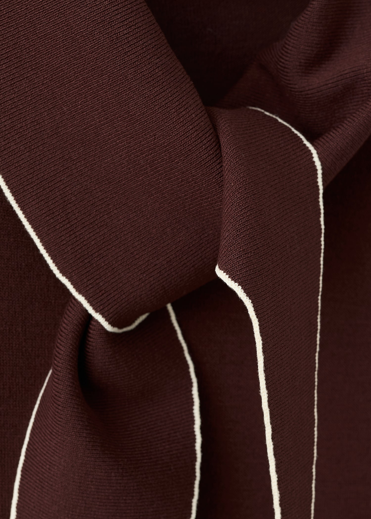 Knitted top with scarf detail - Detail van het artikel 8
