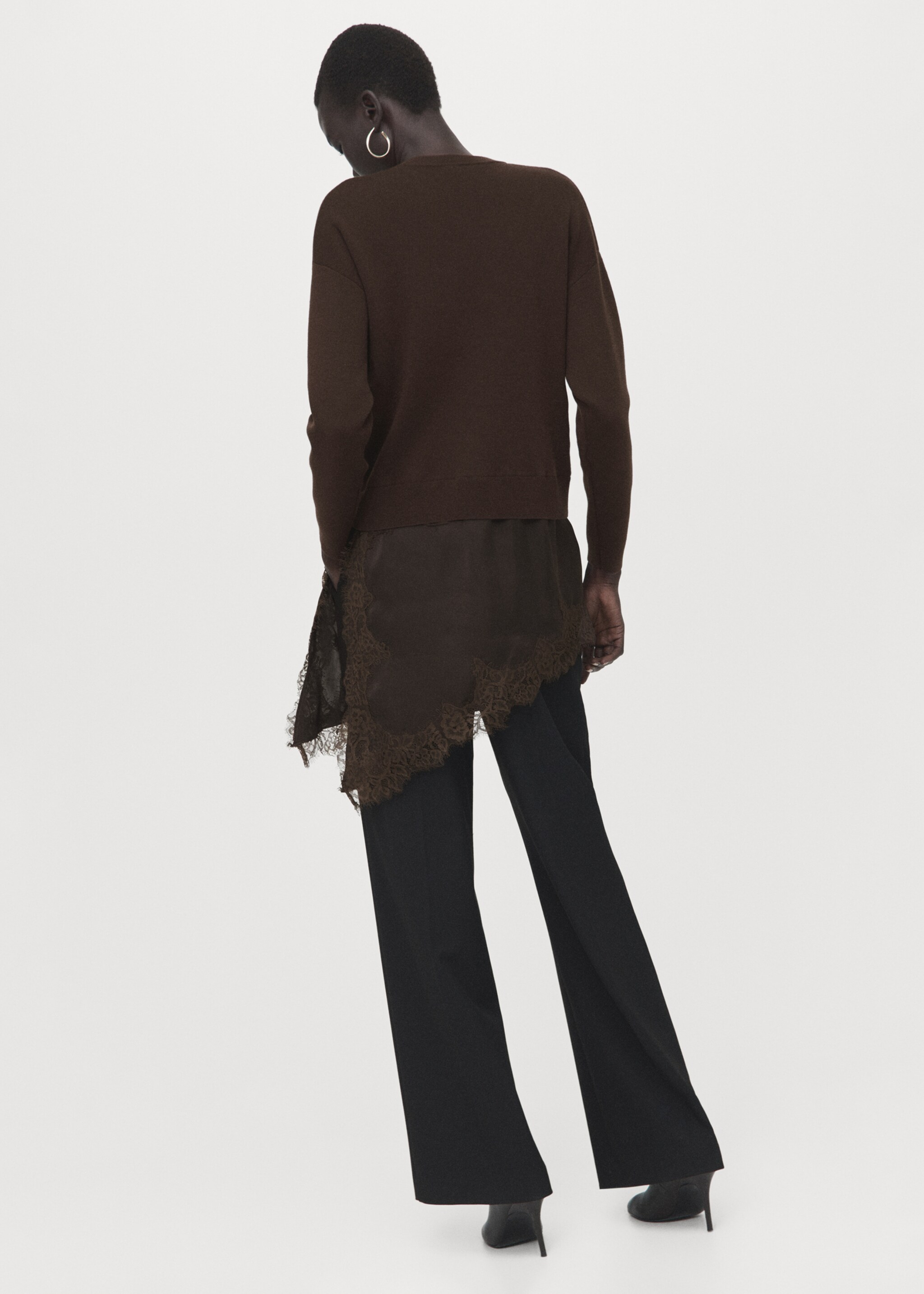 Pull en jersey combiné avec dentelle - Verso de l’article, Chocolat. Ref: 27084092-00.