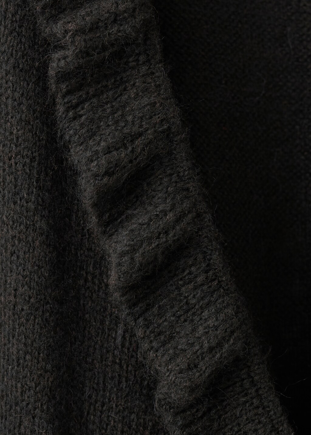 Mango Ruffle  knit cardigan