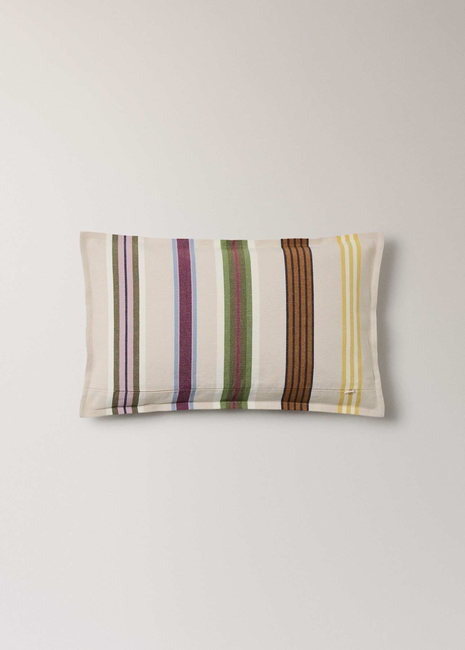 Multi-stripe cushion cover with piping 30x5 cm - Details of the article 4