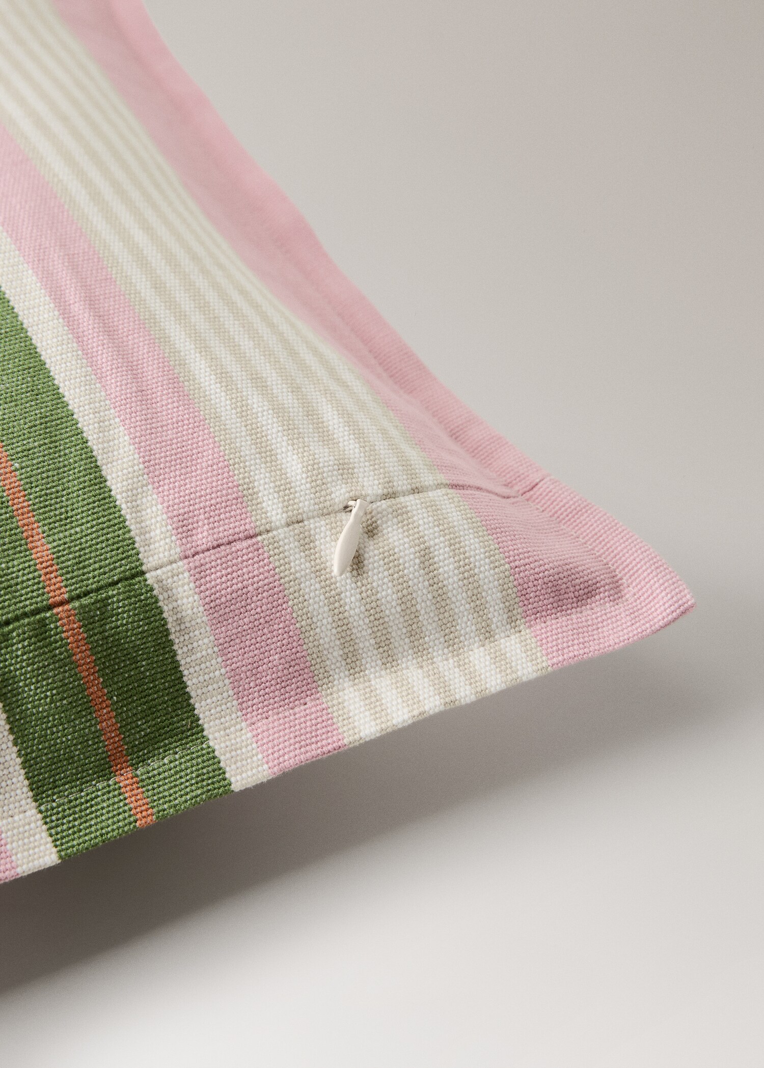 Multi-stripe cushion cover with piping 30x5 cm - Details of the article 2