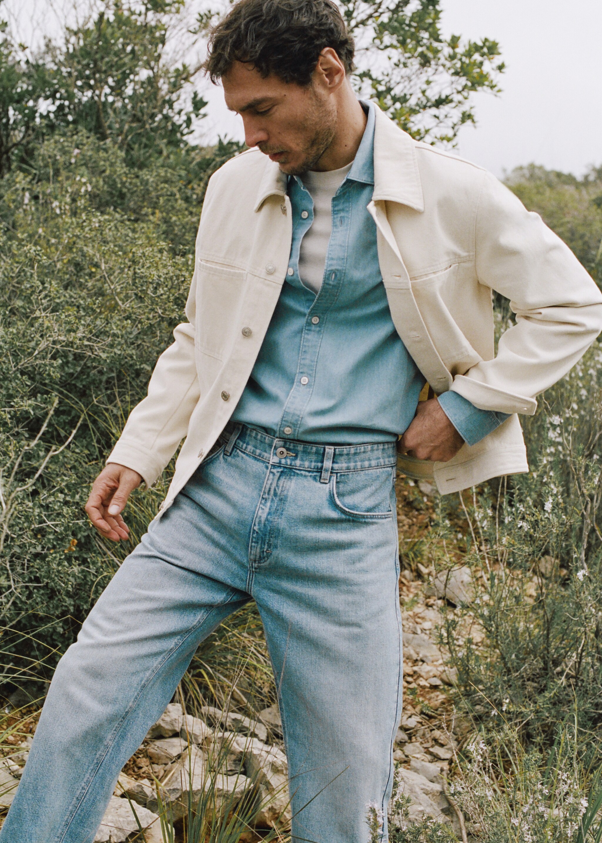 100% cotton denim jacket with pockets - Details of the article 5, Ecru. Ref: 27084426-00.