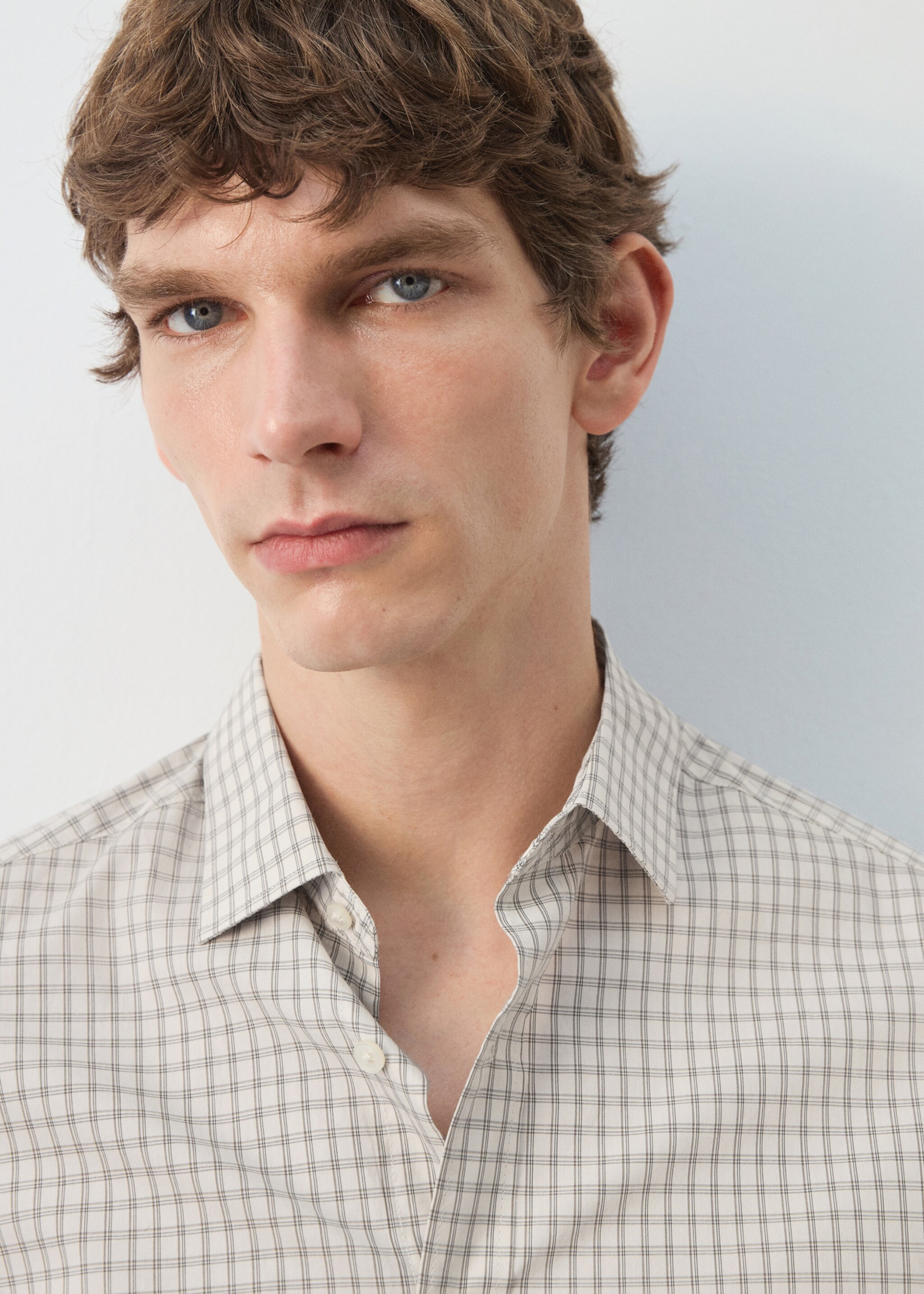 100% cotton checked shirt - Details of the article 1, Light/Pastel Grey. Ref: 27084428-00.