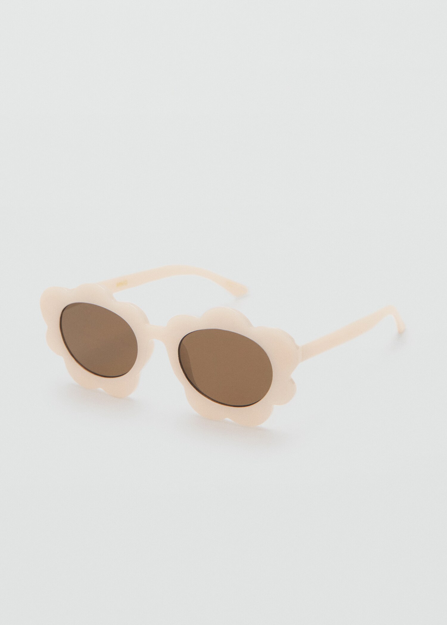 Lunettes de soleil fleur - Plan moyen