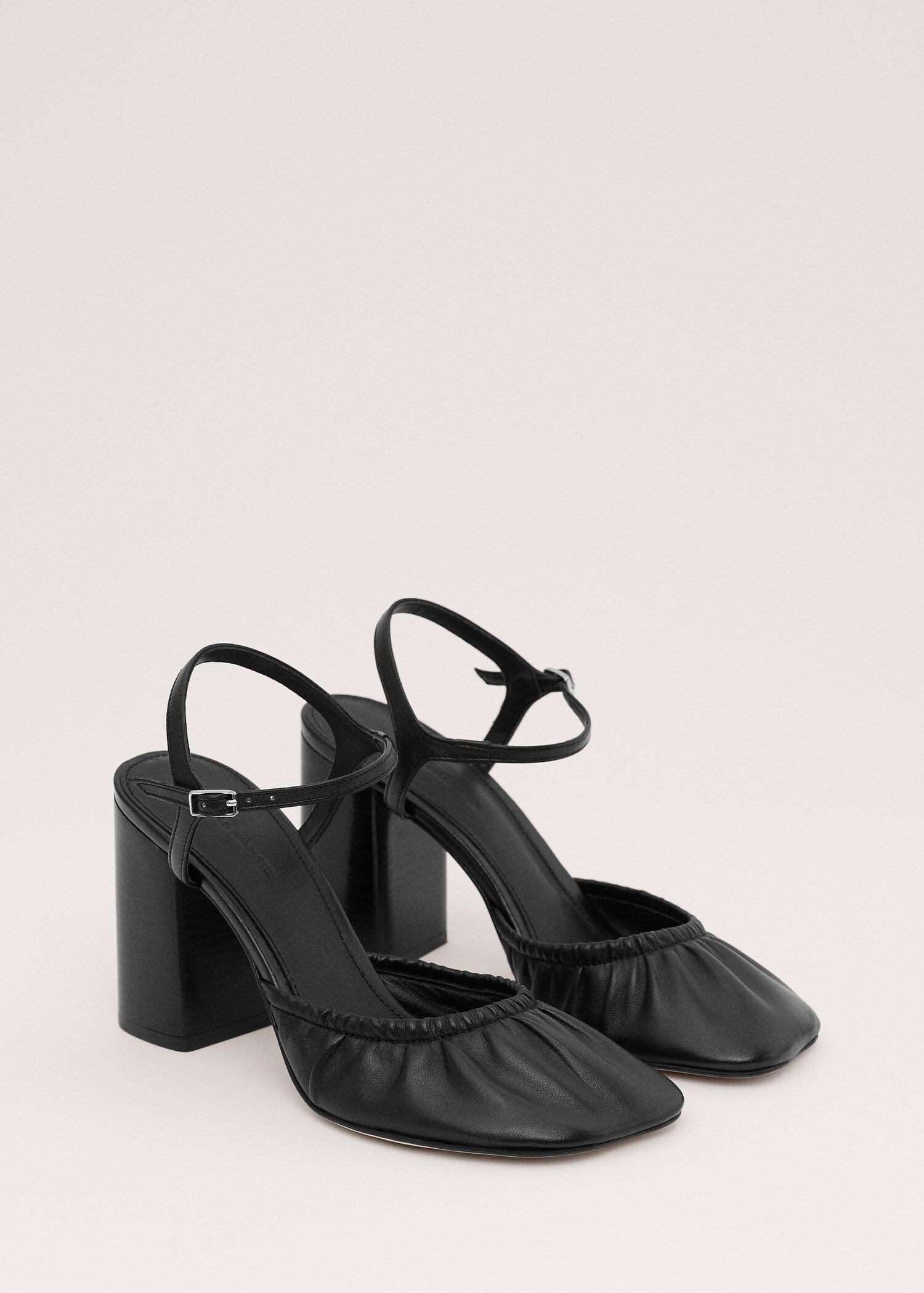 Ruched 100% leather court shoe - Medium plane