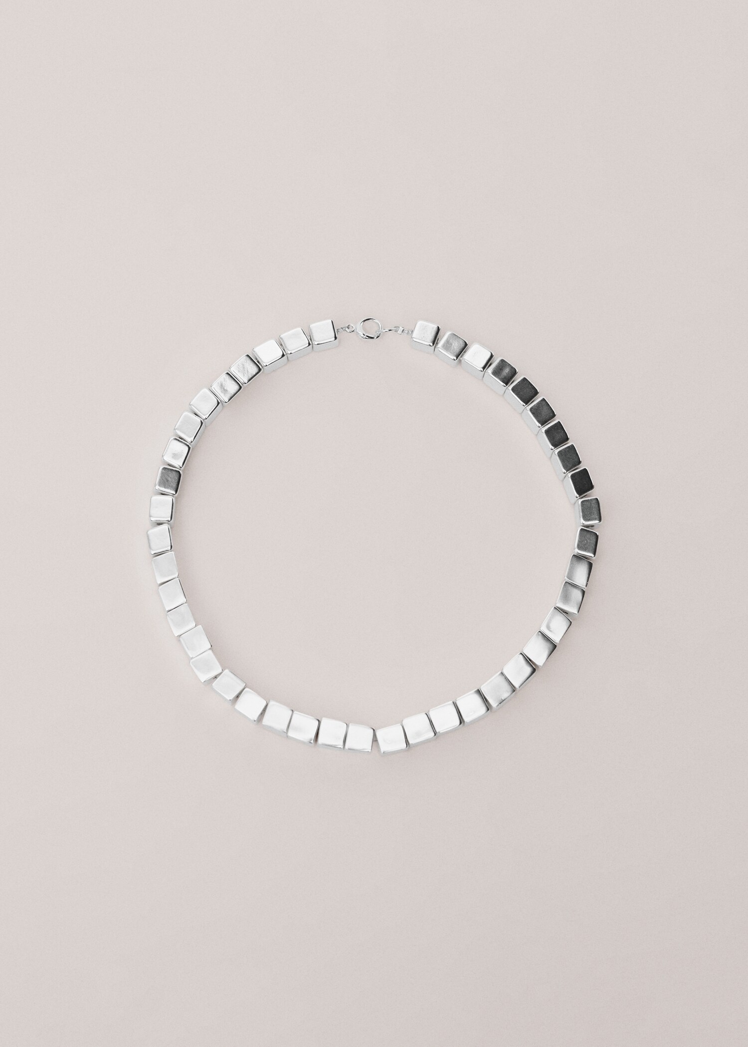 Metal cube chain collar - Article without model