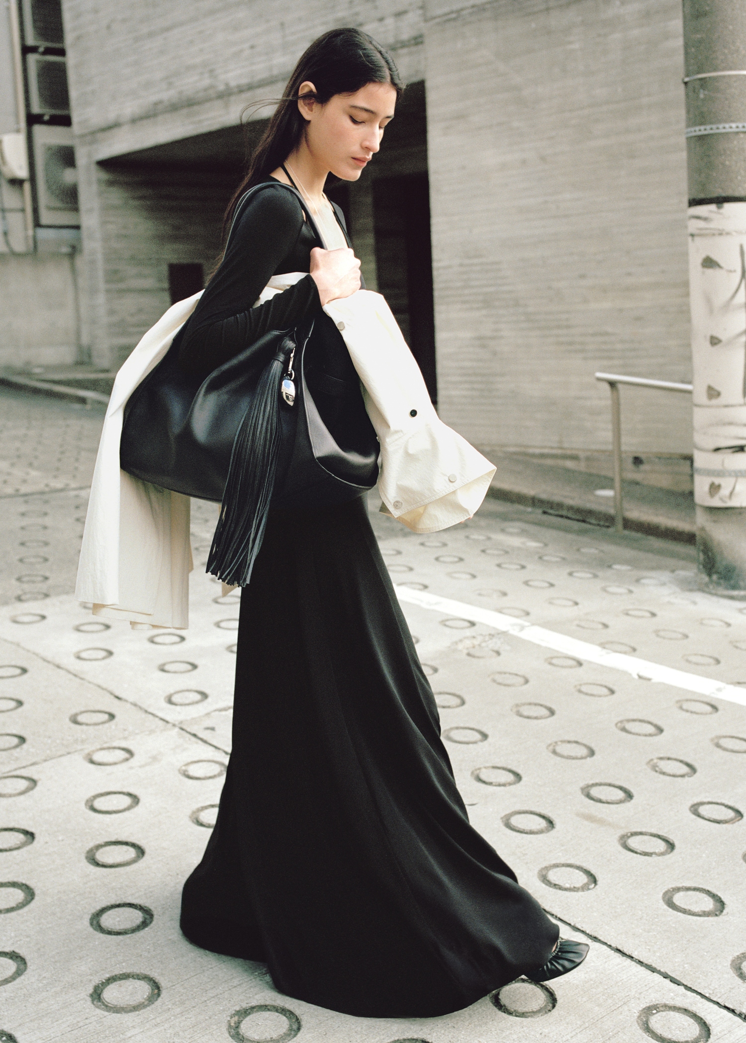 Robe avec col combiné en maille fine - Plan moyen