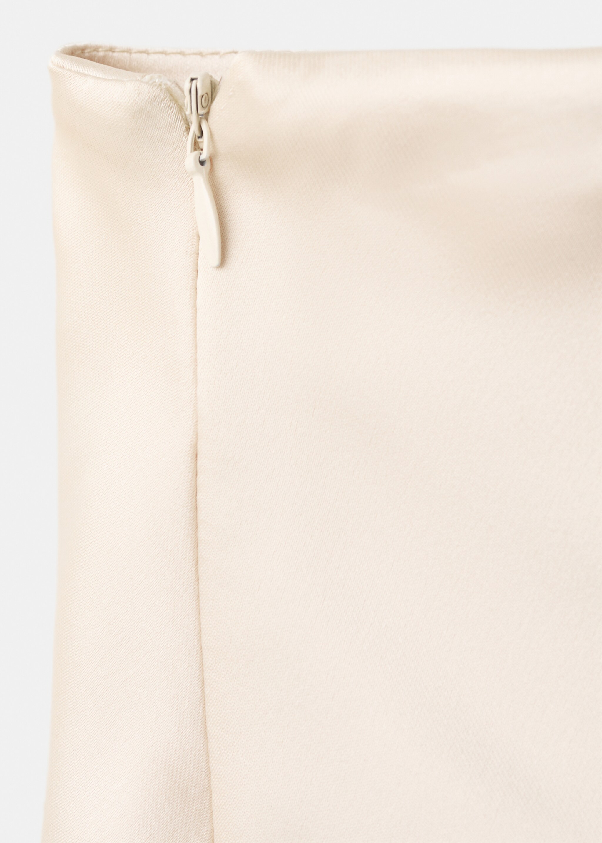 Cross-over lingerie skirt with slit - Details of the article 0, Beige. Ref: 27084447-00.