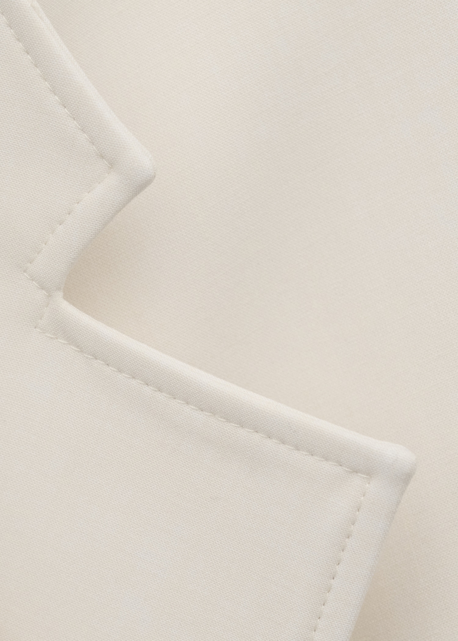 Jacket with lapels and tie belt - Details of the article 8