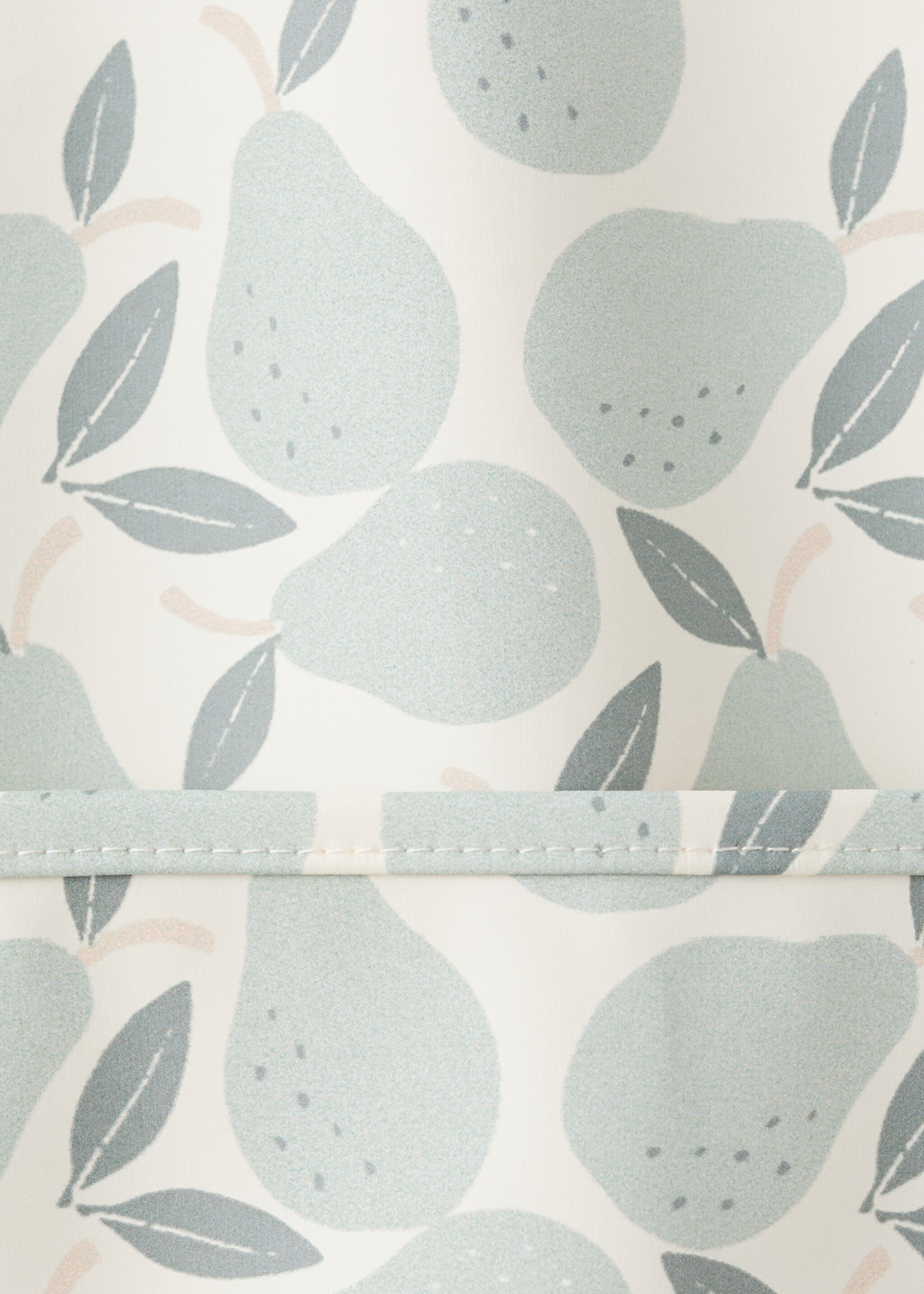 Bib pera - Details of the article 1, Off White. Ref: 27084767-00.