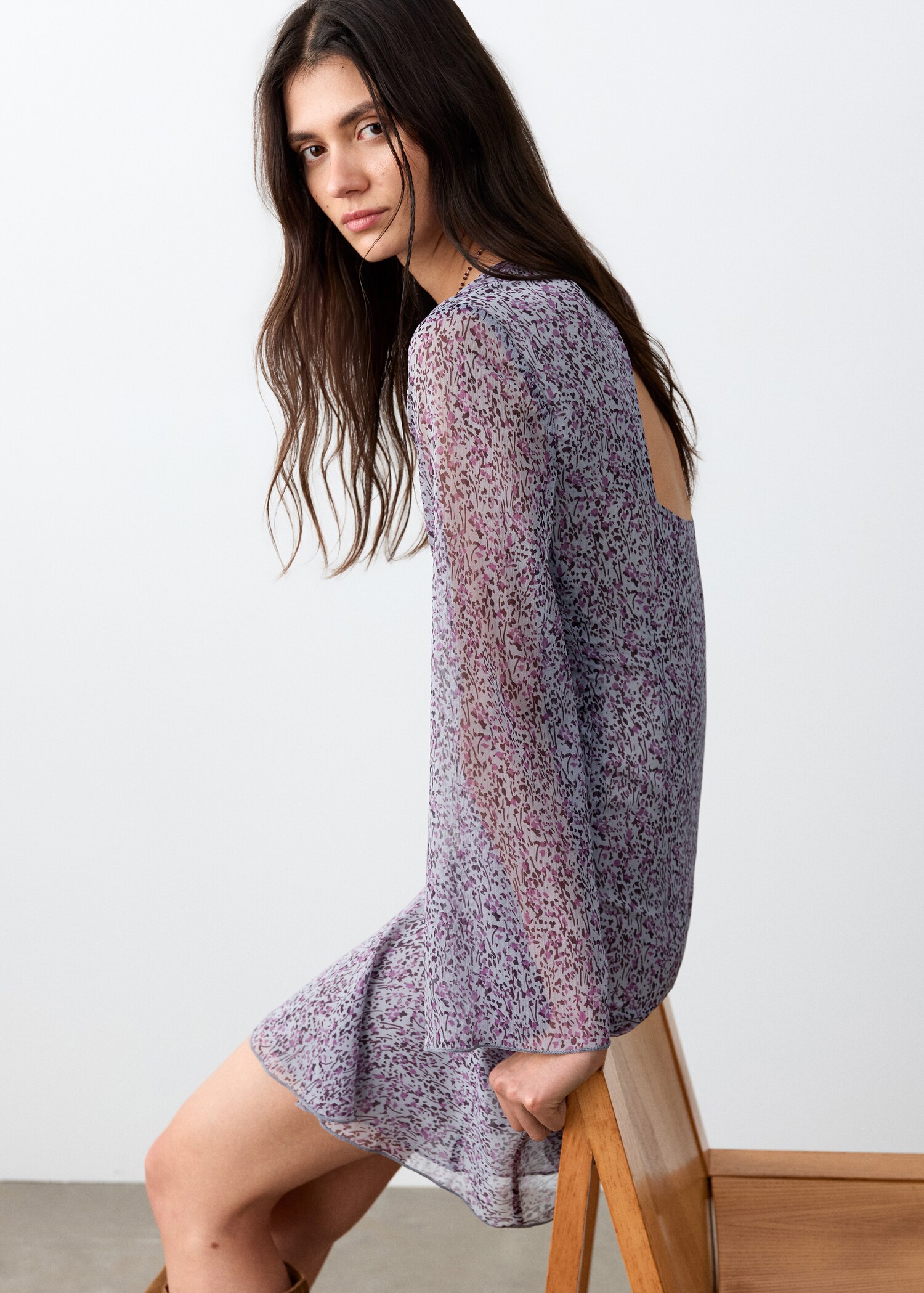 Printed dress with back opening - Details of the article 1