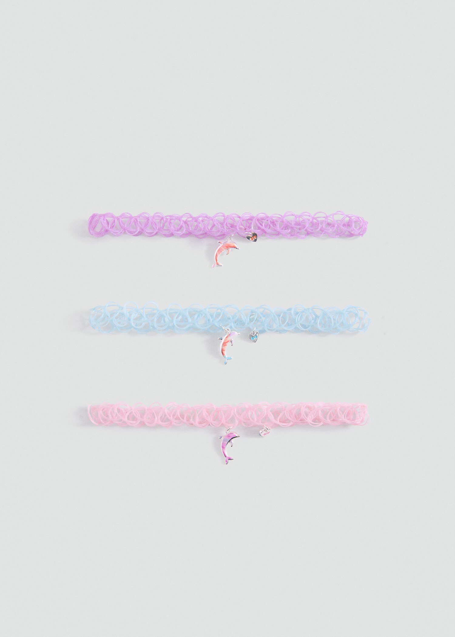 قلادة .-- cdelfin - منتج دون نموذج