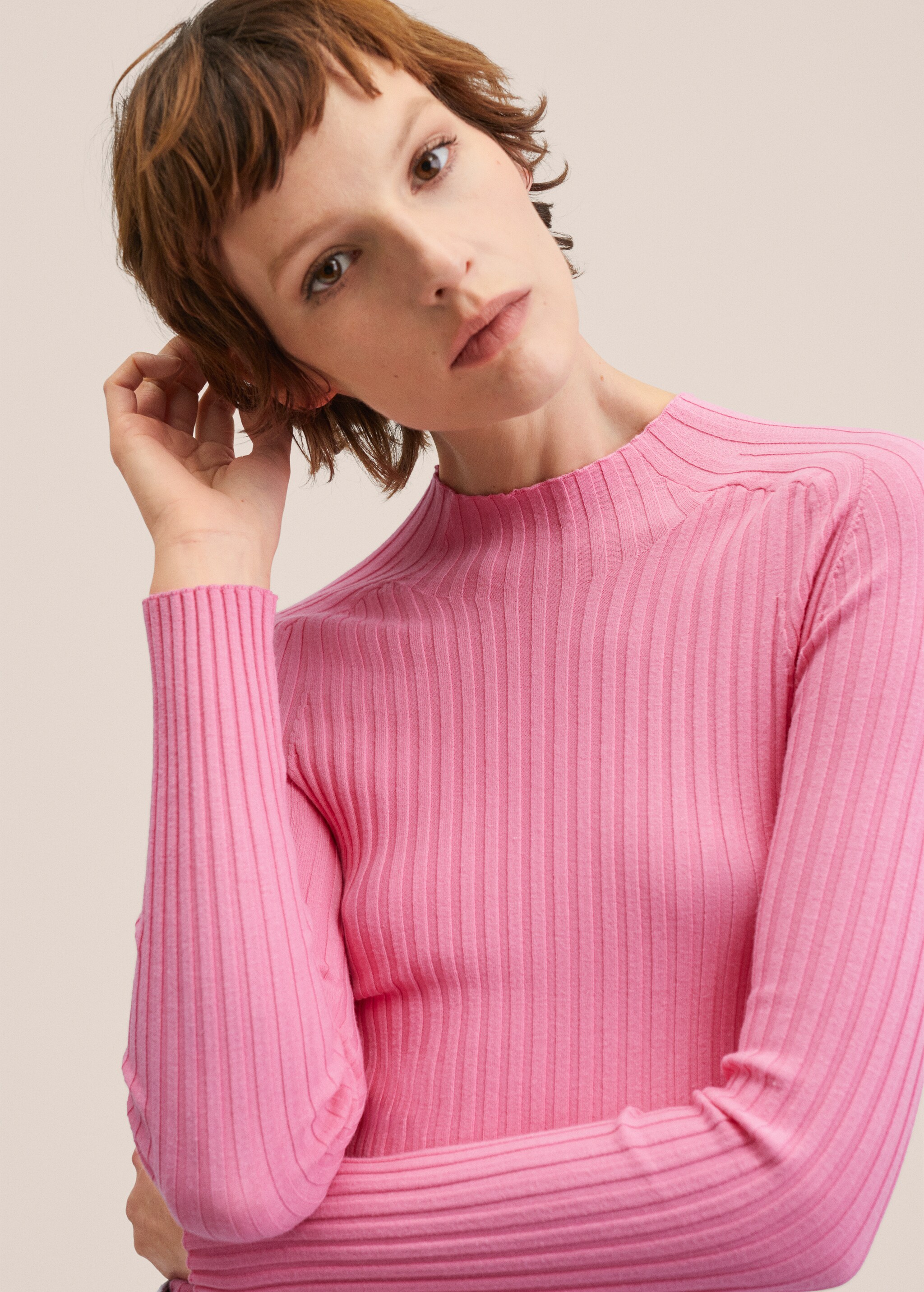 Ribbed knit sweater - Details of the article 1