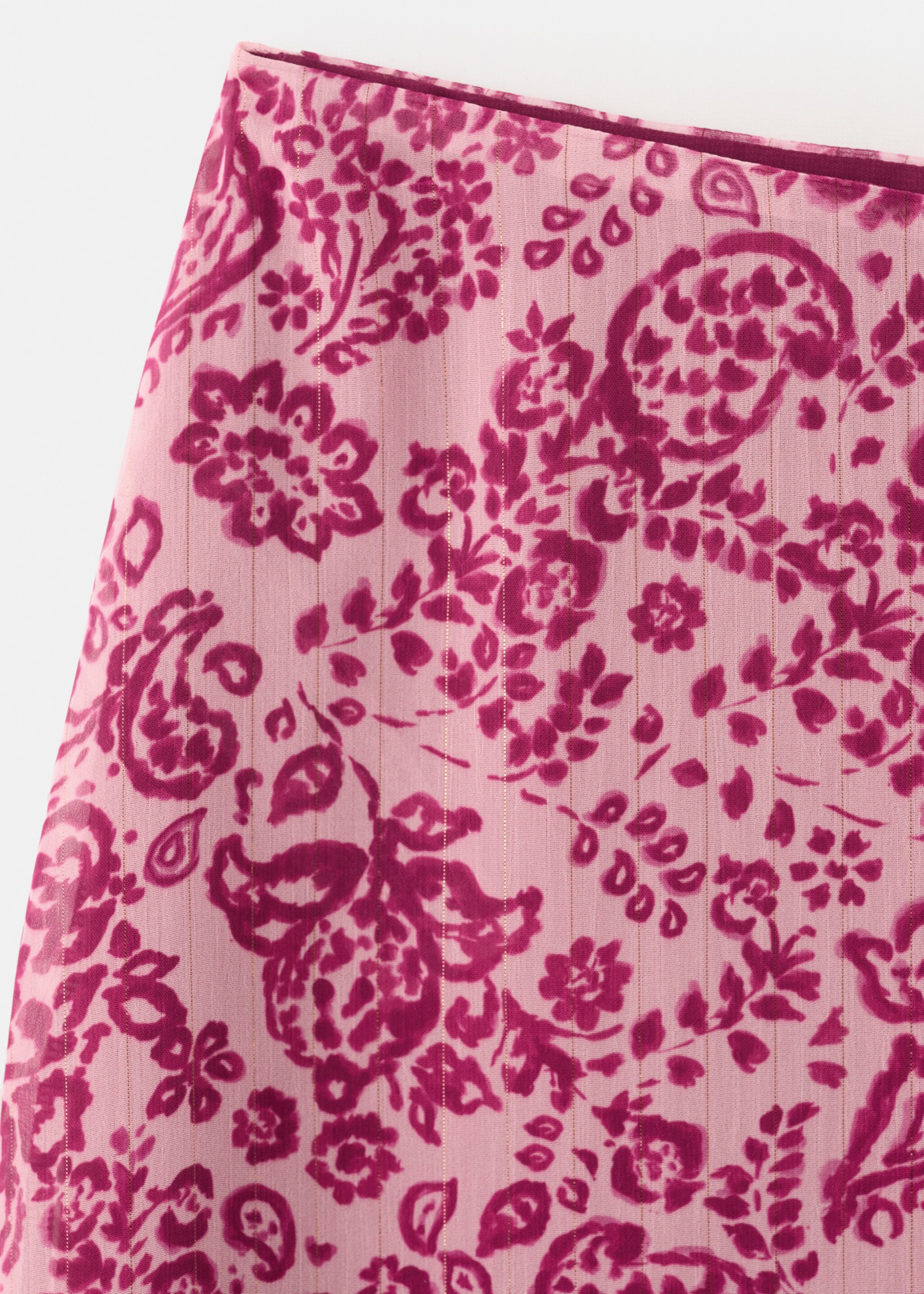 Long skirt with side slit - Details of the article 8, Pink. Ref: 27085810-00.