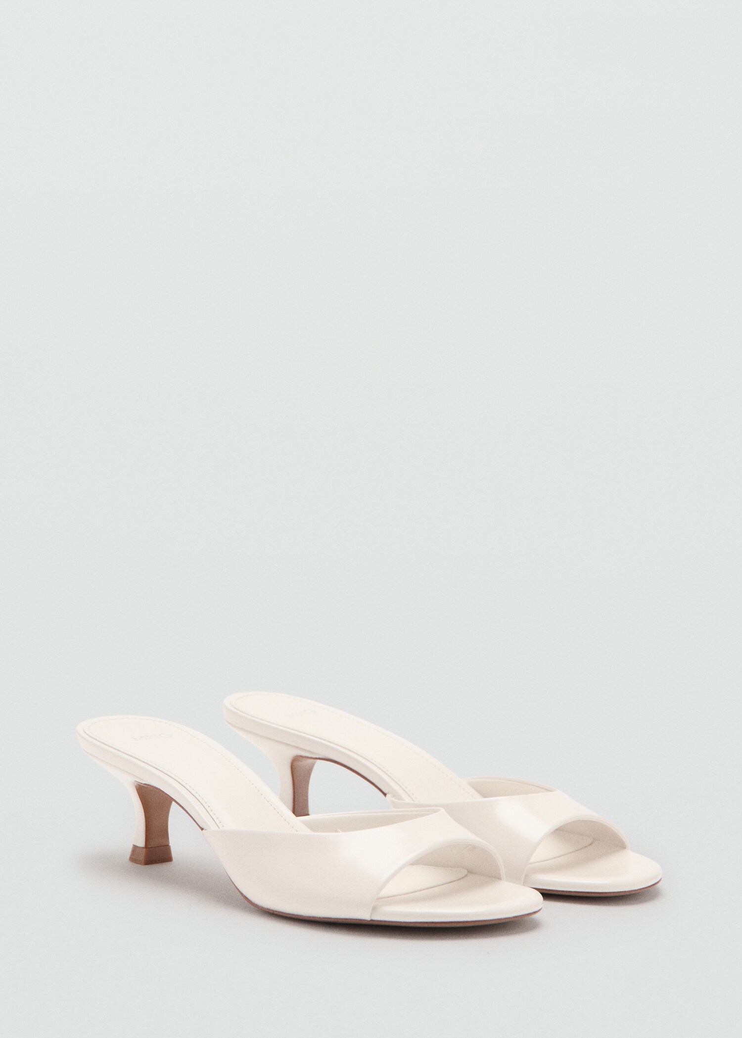 Pointed heel sandals - Medium plane