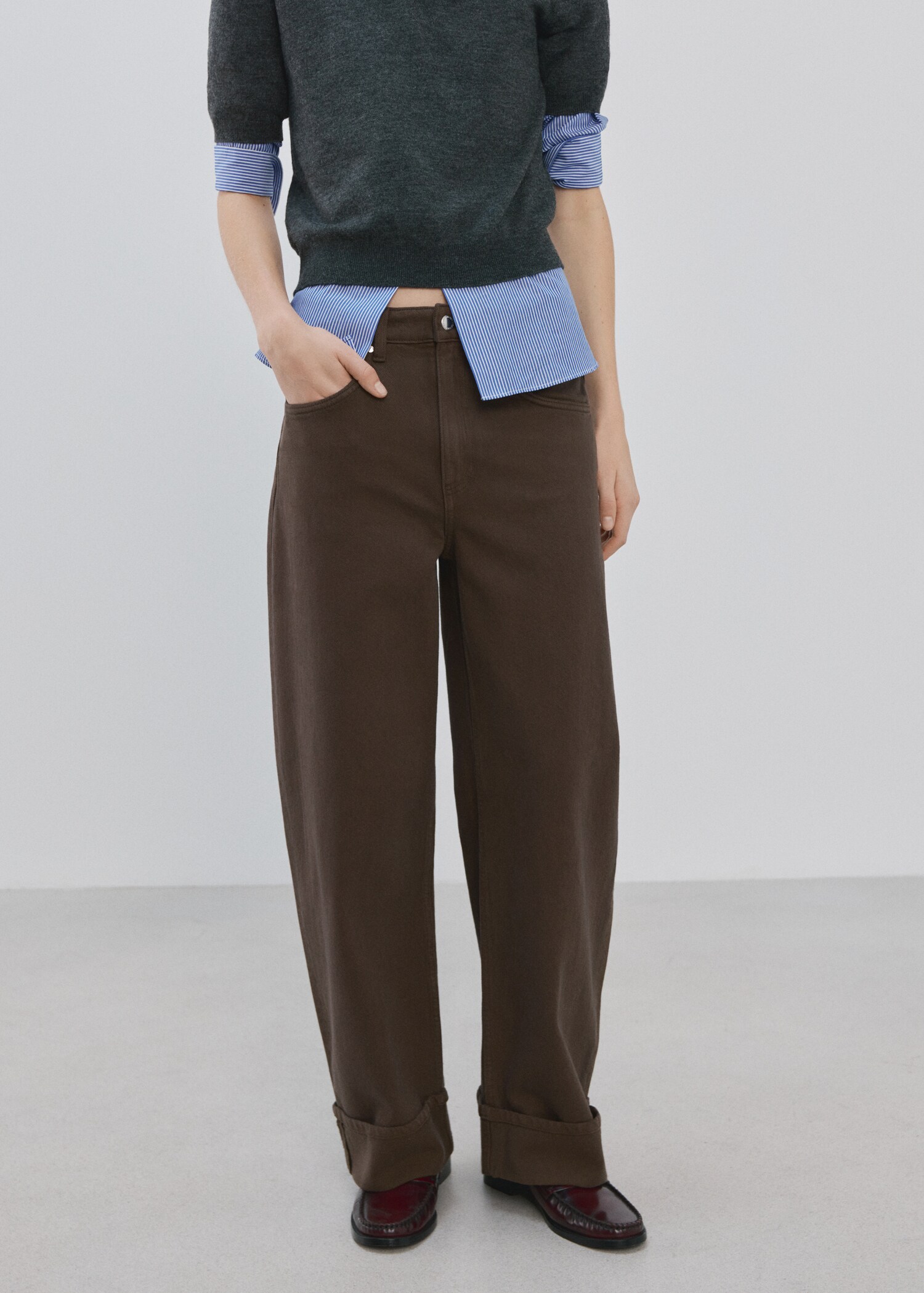 Jean balloon ourlet à revers - Plan moyen