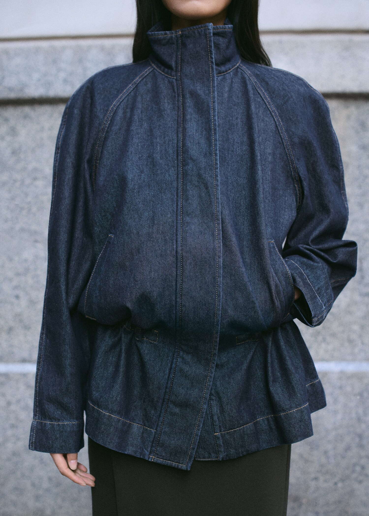 Denim parka met gesmokte taille - Middenvlak