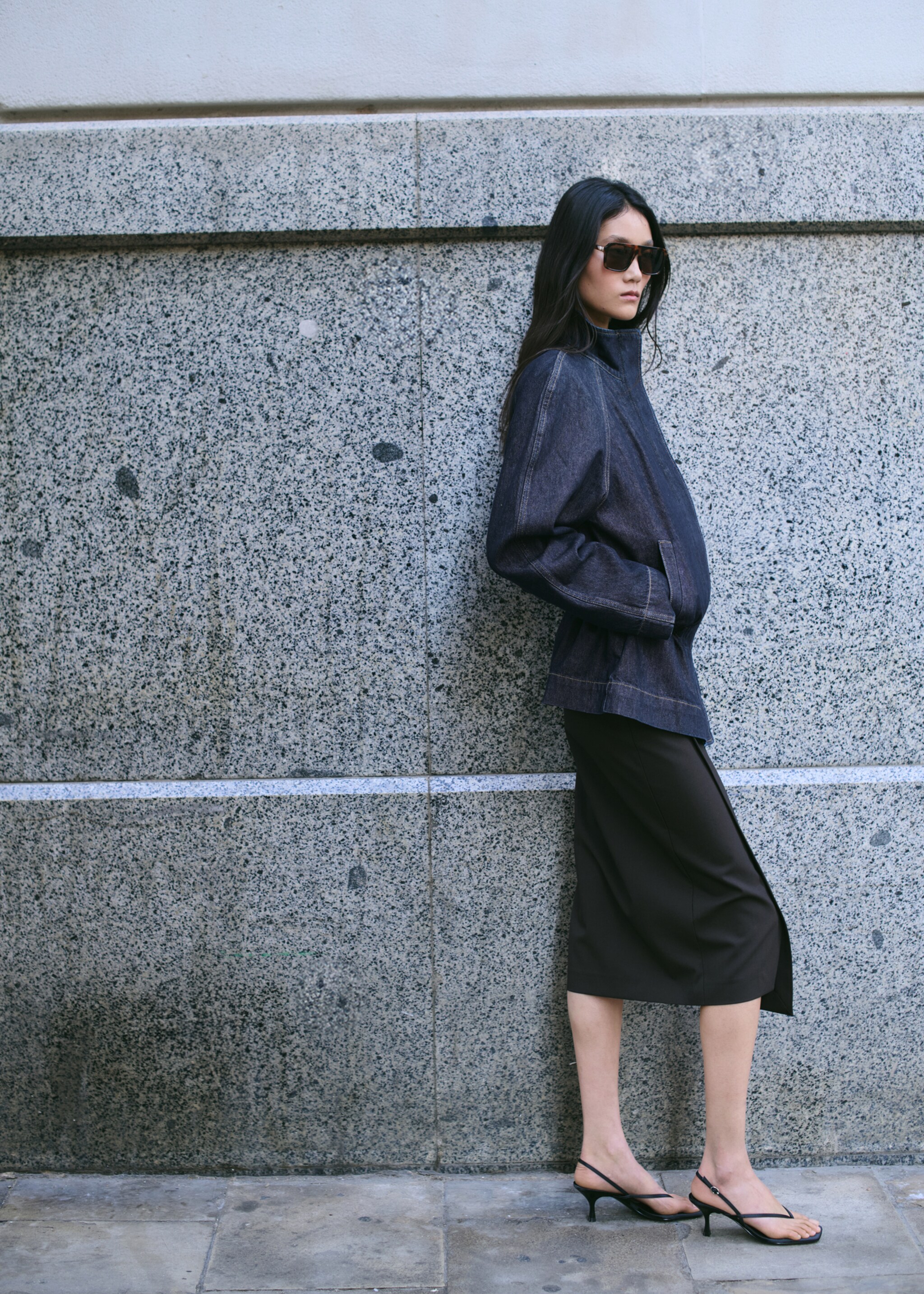 Denim parka met gesmokte taille - Detail van het artikel 1, Open blauw. Ref: 27085818-00.