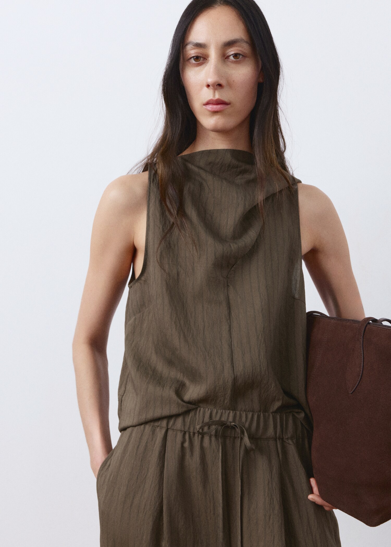 Straight striped trousers - Details of the article 1