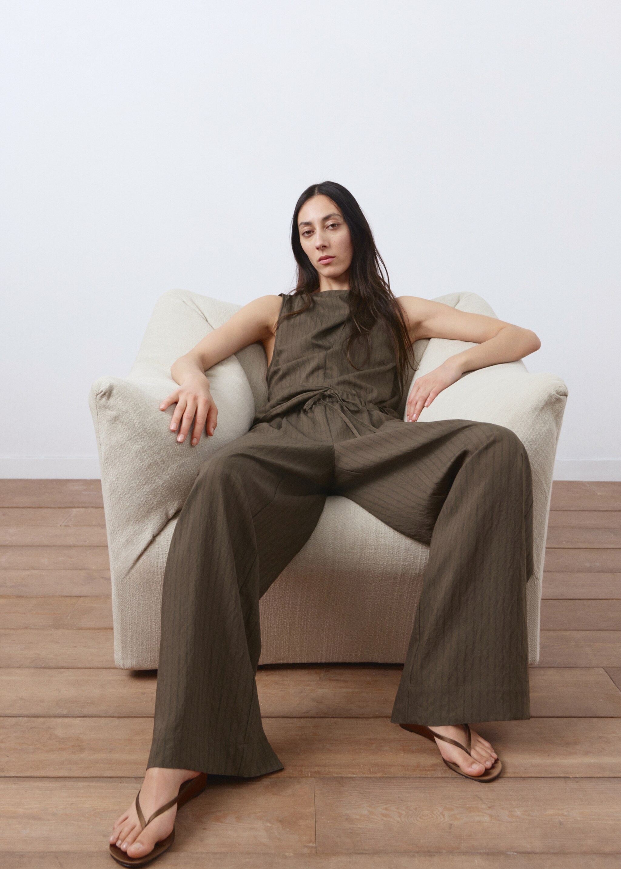 Straight striped trousers - Details of the article 2, Brown. Ref: 27085821-00.
