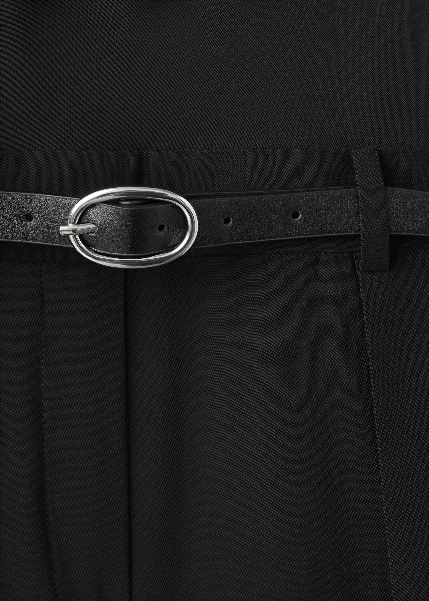 Halter neck jumpsuit with combined detailing - Details of the article 8