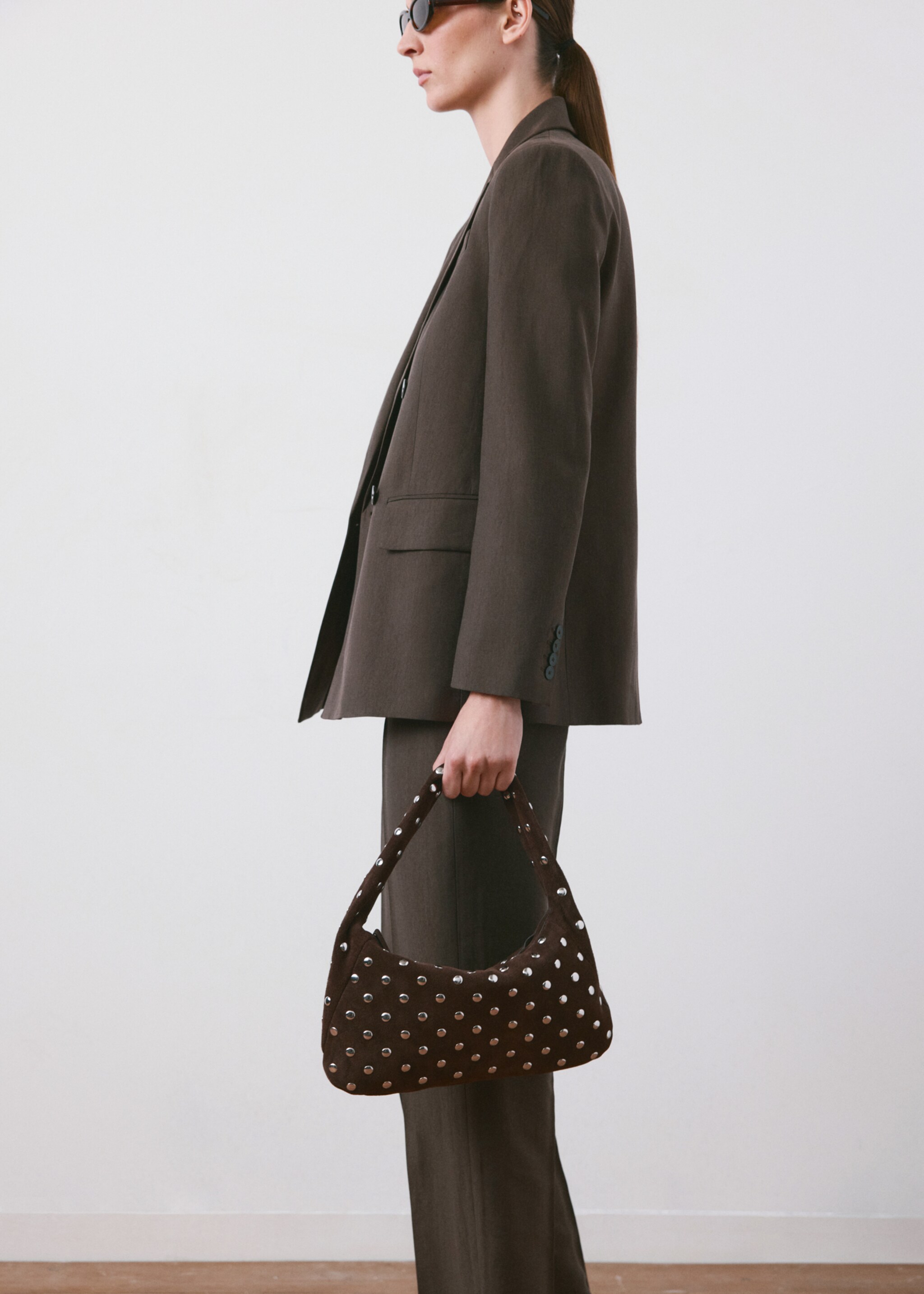 Straight-fit lyocell suit jacket - Details of the article 6, Chocolate. Ref: 27085832-00.