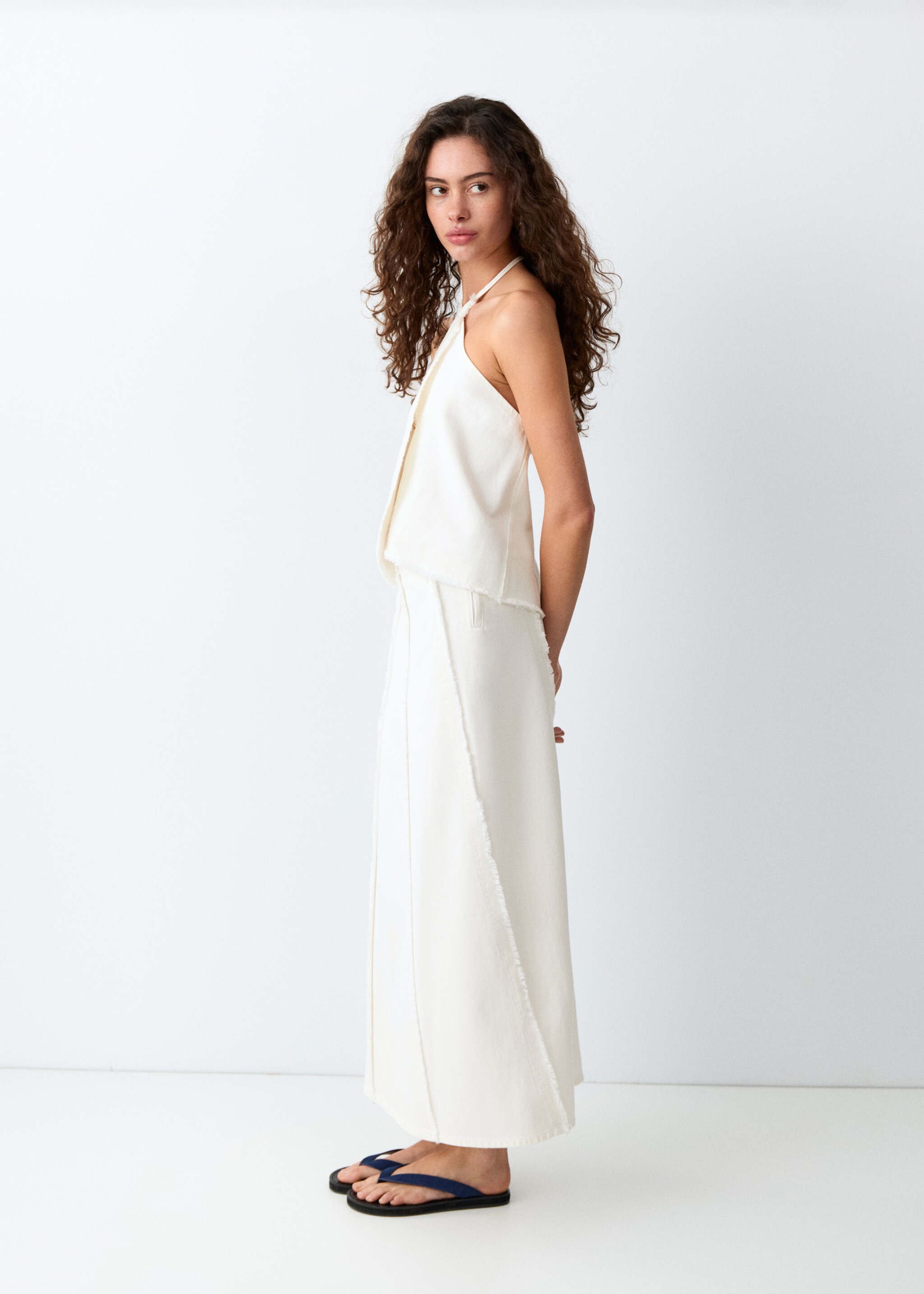 Long skirt with distressed details - Medium plane, Off White. Ref: 27085931-00.