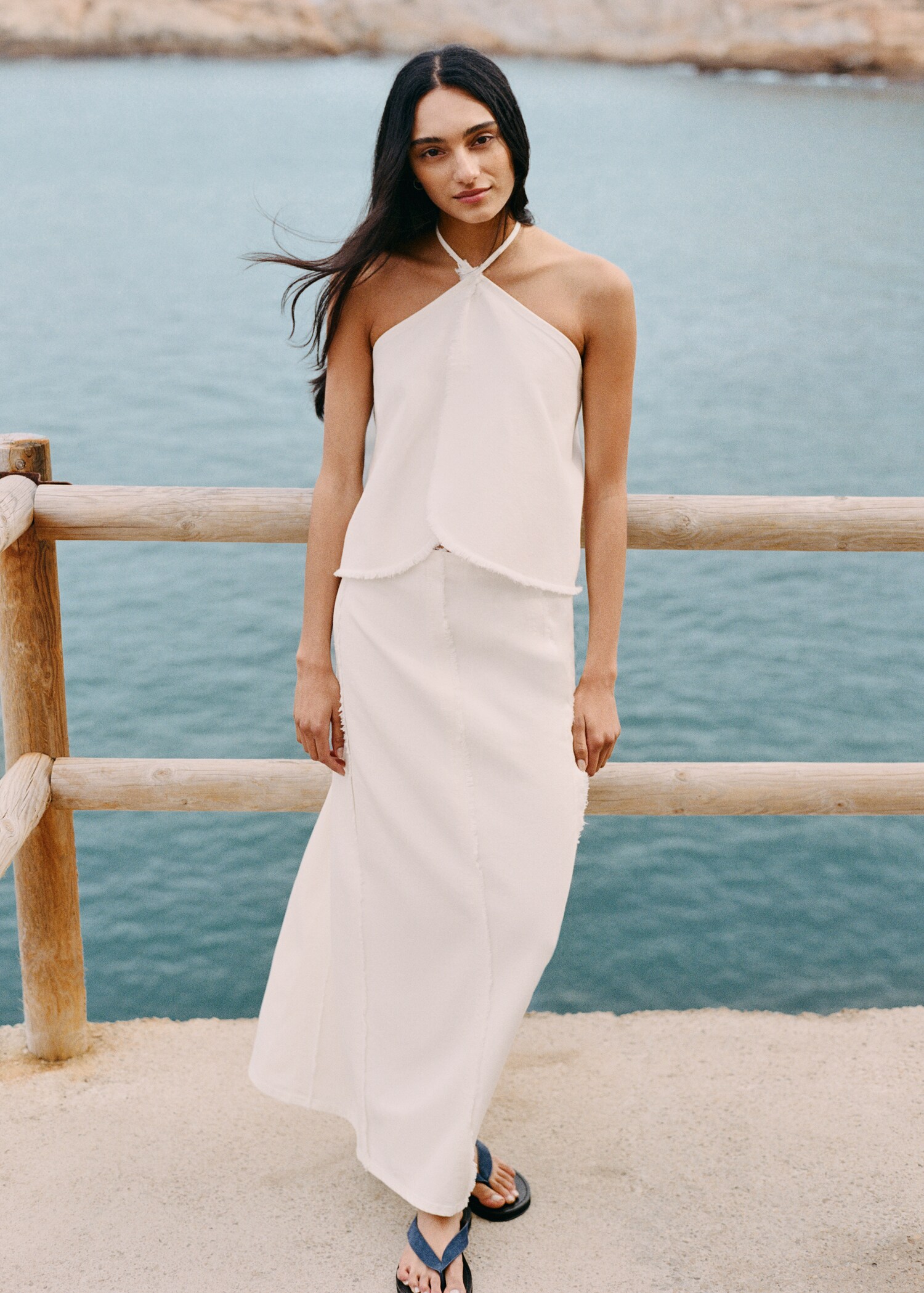 Long skirt with distressed details - Details of the article 5