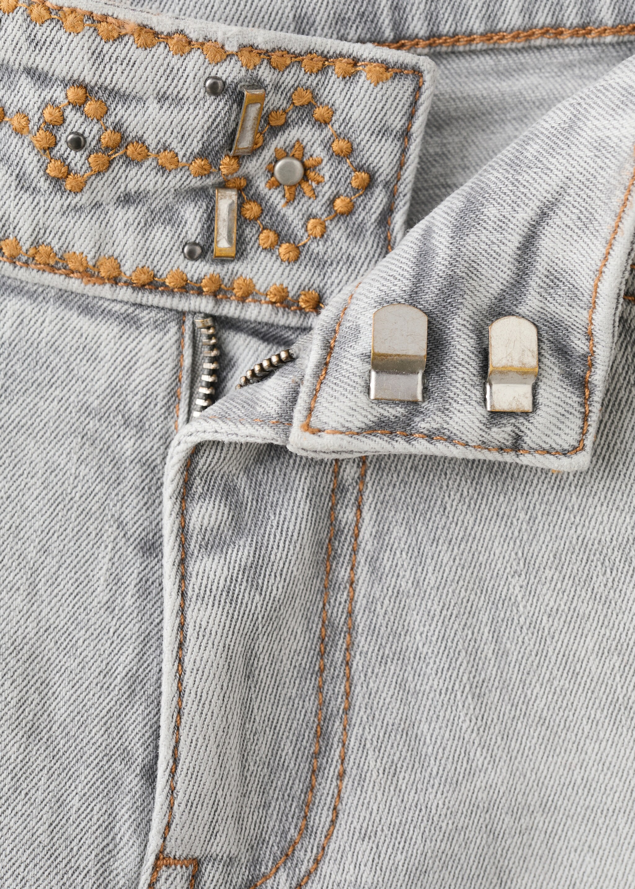 Embroidered detail mini shorts - Details of the article 0, Denim Grey. Ref: 27085932-00.