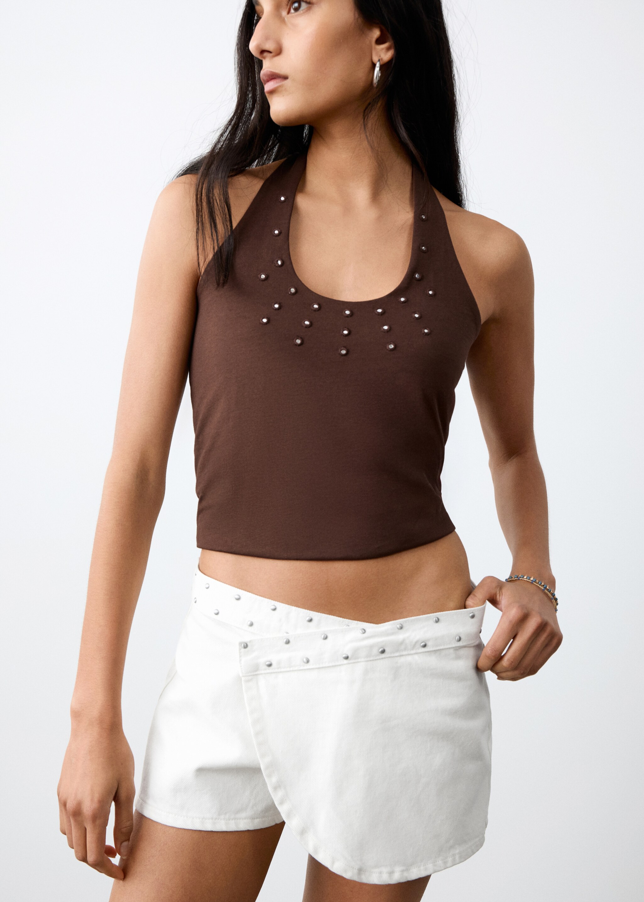 Flap skirt with studs - Medium plane, Off White. Ref: 27085934-00.