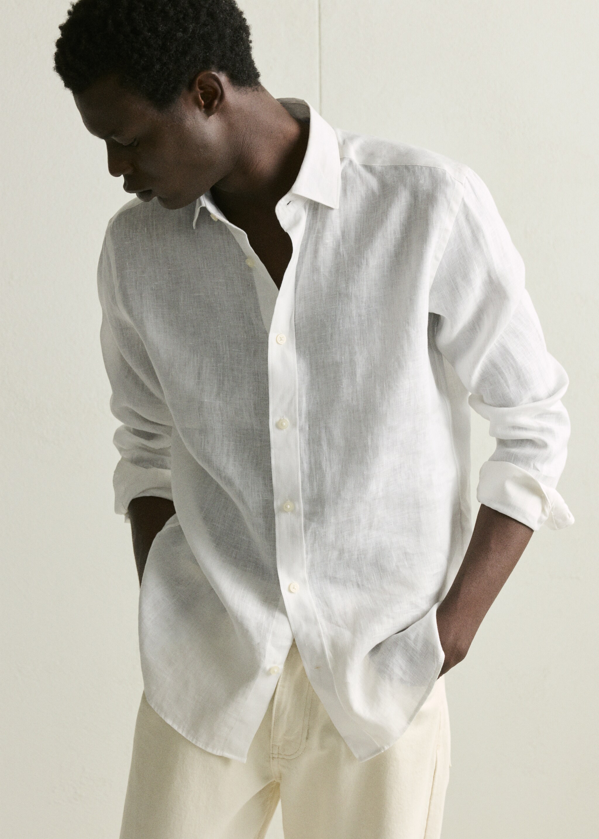 Chemise regular fit 100 % lin - Détail de l'article 5, Blanc. Ref: 27085939-00.