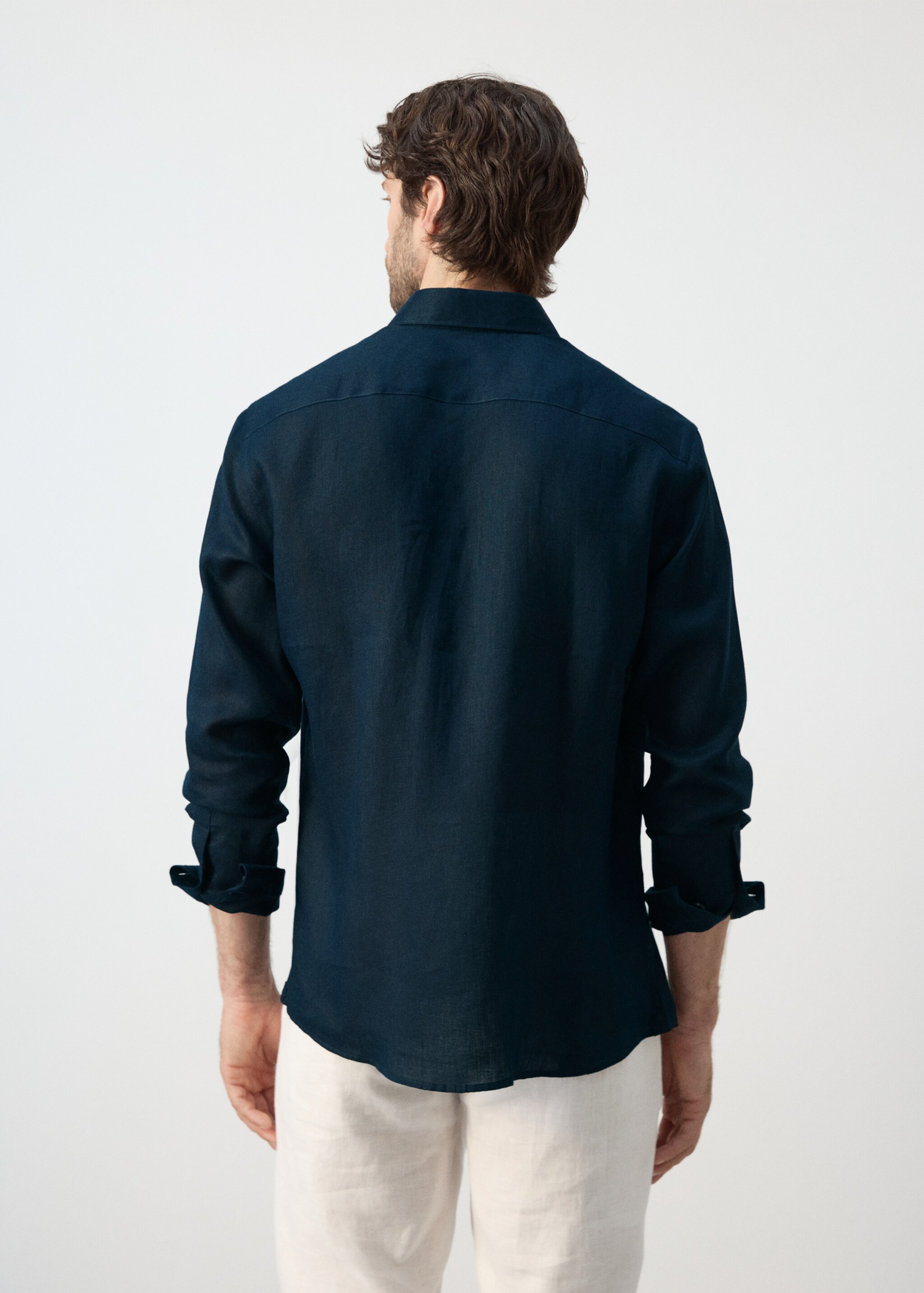 Regular-fit 100% linen shirt - Reverse of the article, Night Blue. Ref: 27085939-00.