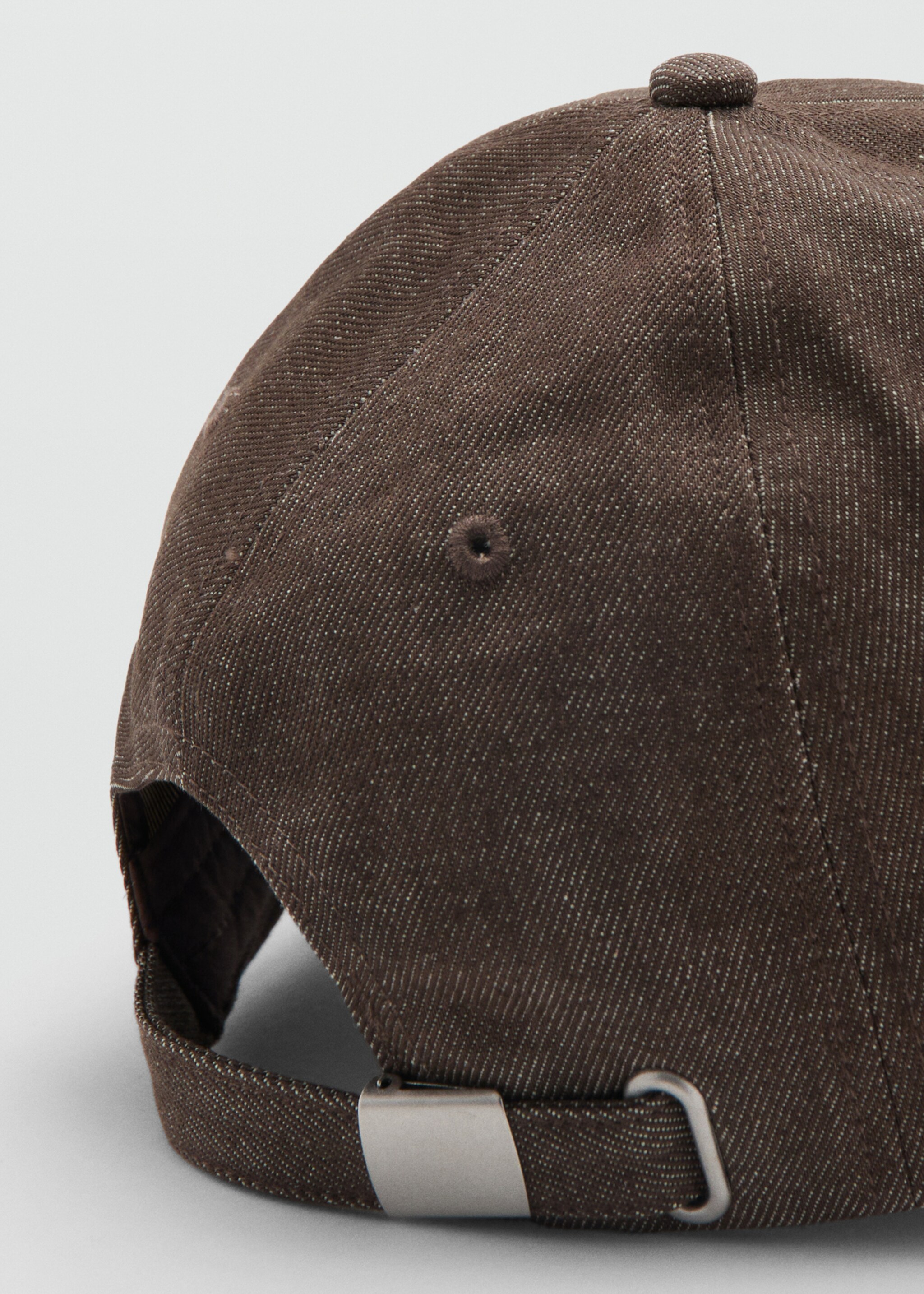 Denim cap - Details of the article 1, Chocolate. Ref: 27085948-00.