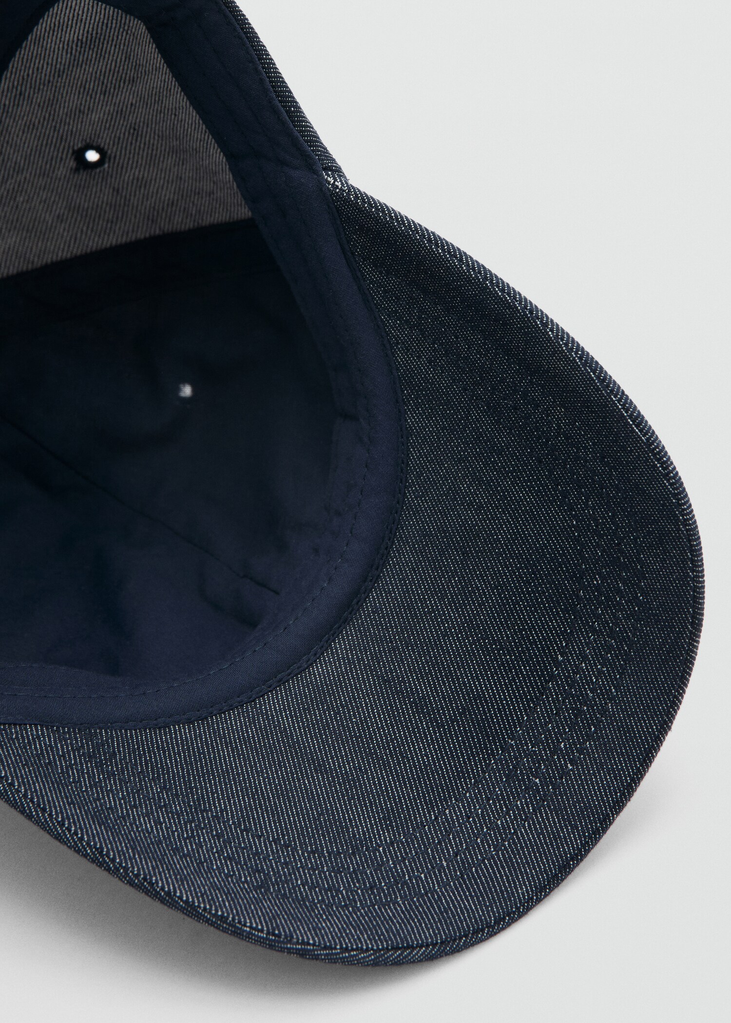 Denim cap - Details of the article 2