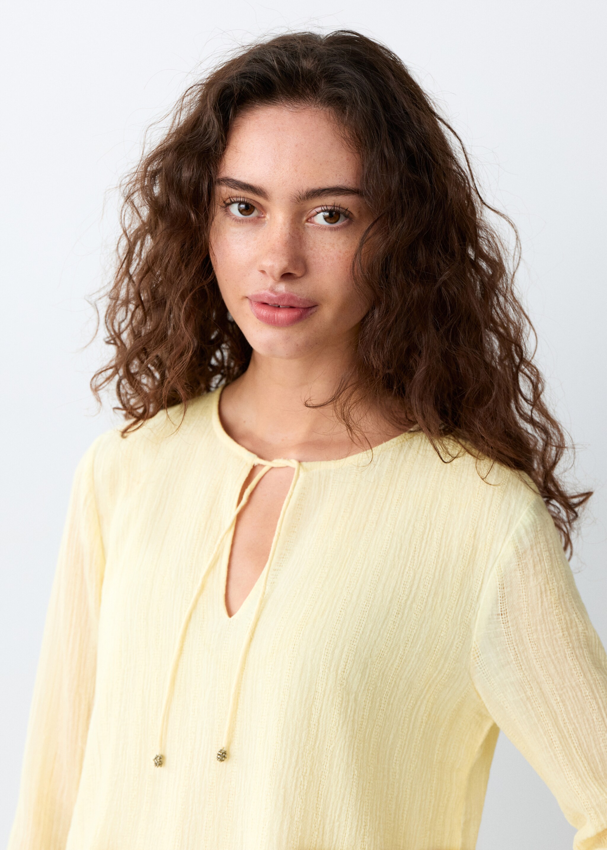 Bead detail blouse - Details of the article 1, Yellow. Ref: 27085956-00.