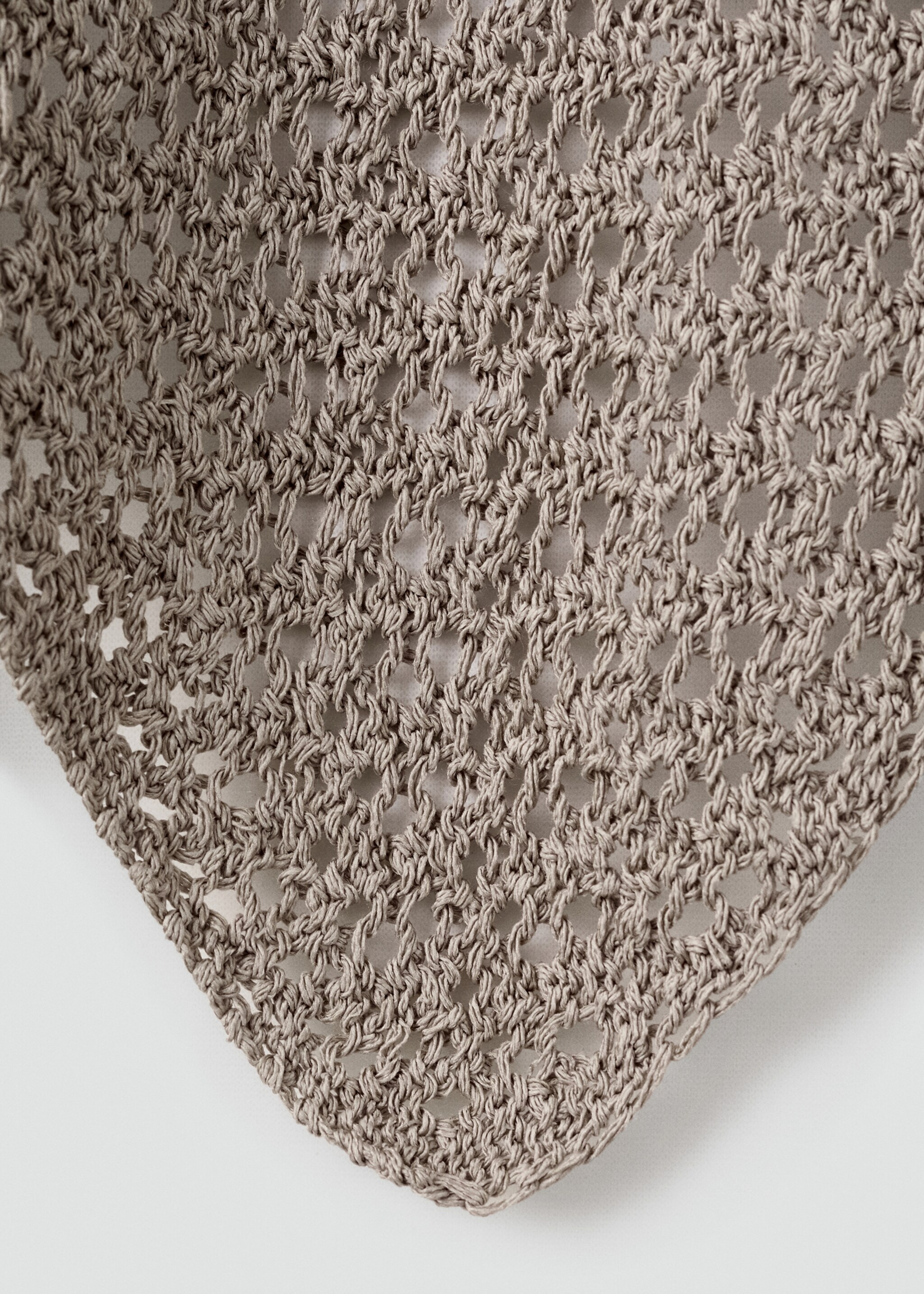 Openwork shawl - Details of the article 1, Medium Brown. Ref: 27085957-00.