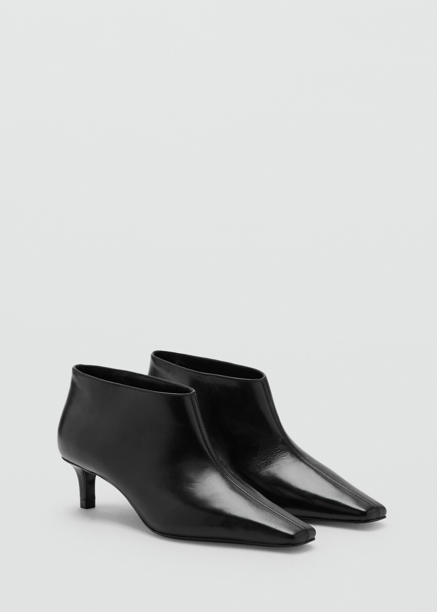 Bottines cuir talon kitten heel - Plan moyen