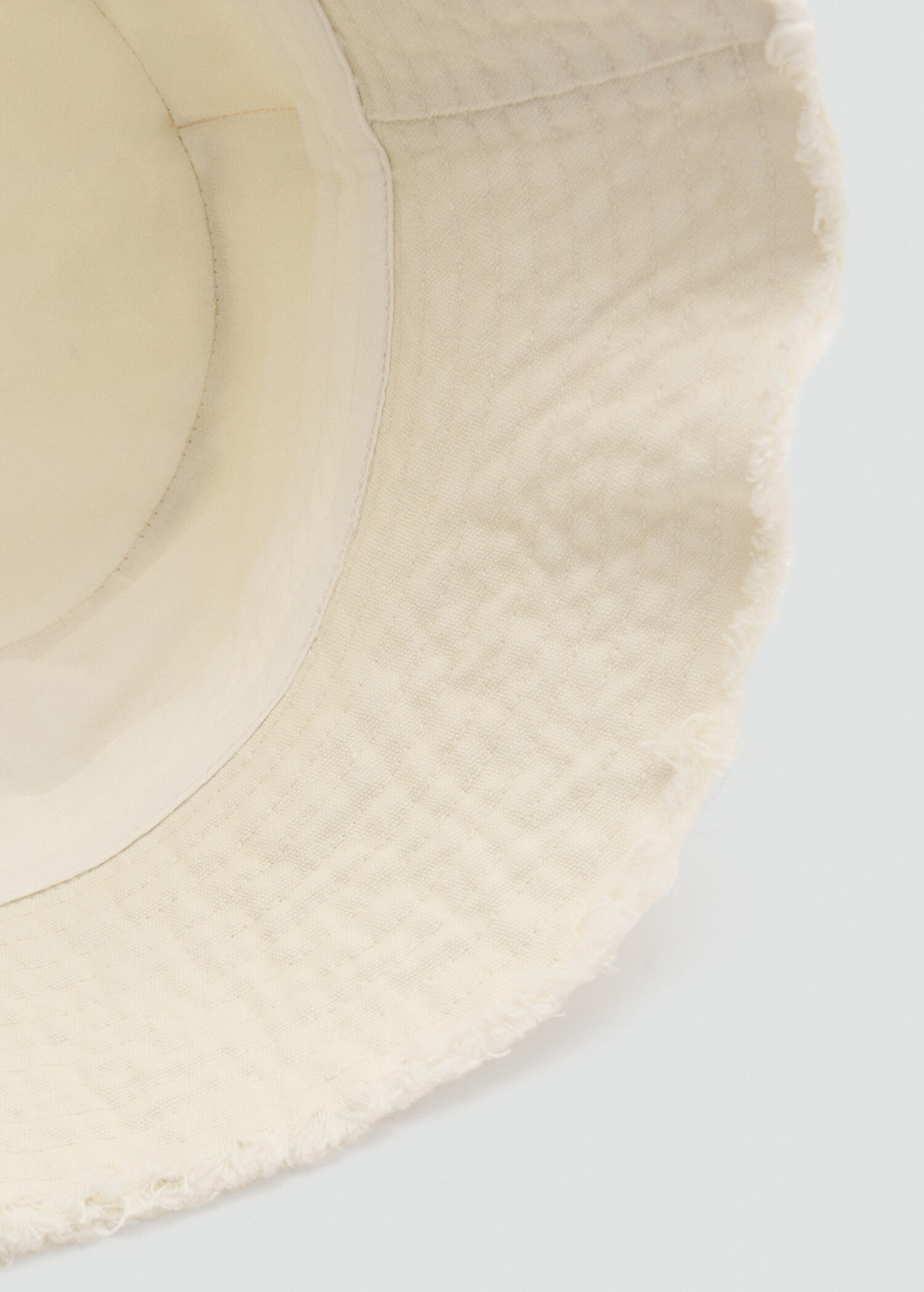 Frayed bucket hat - Details of the article 2