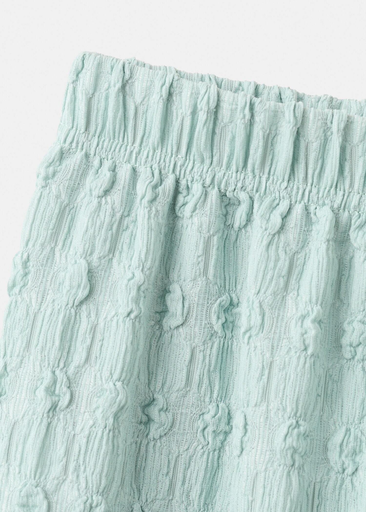 Strukturierte, fließende Hose - Detail des Artikels 8