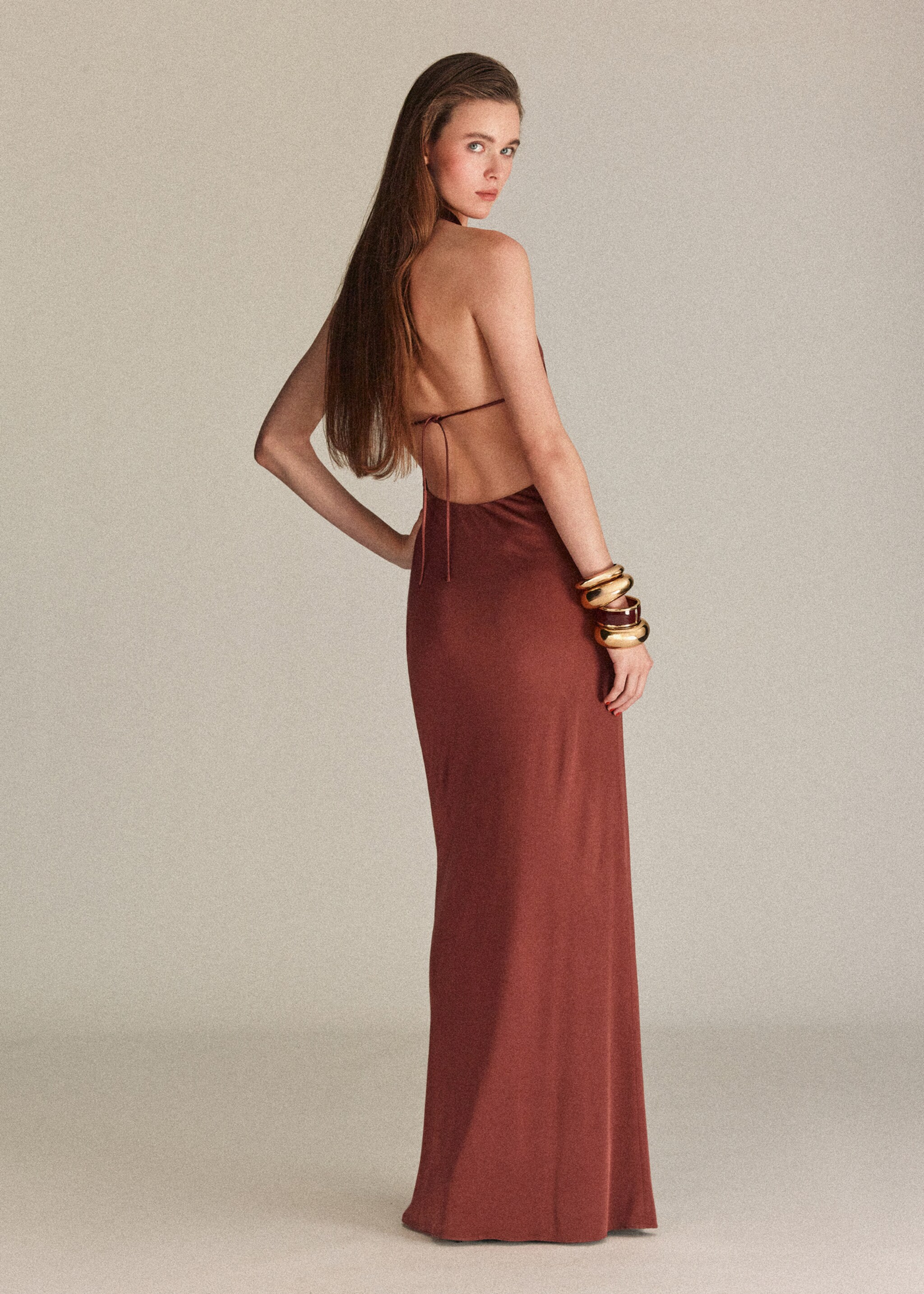 Satin knit dress with a draped neckline - Reverse of the article, Brown. Ref: 27085987-00.