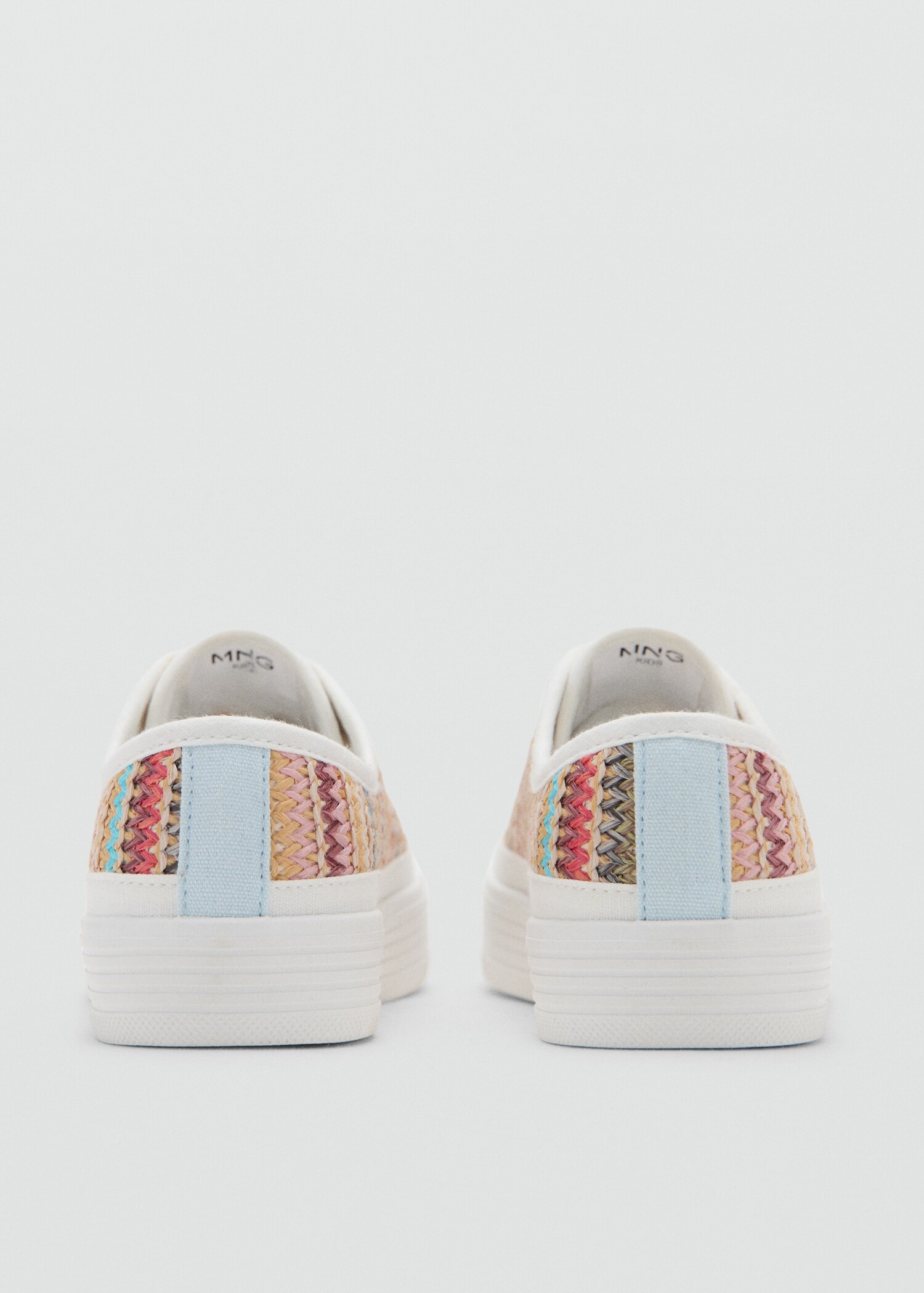 Sport shoe miss - Details of the article 3