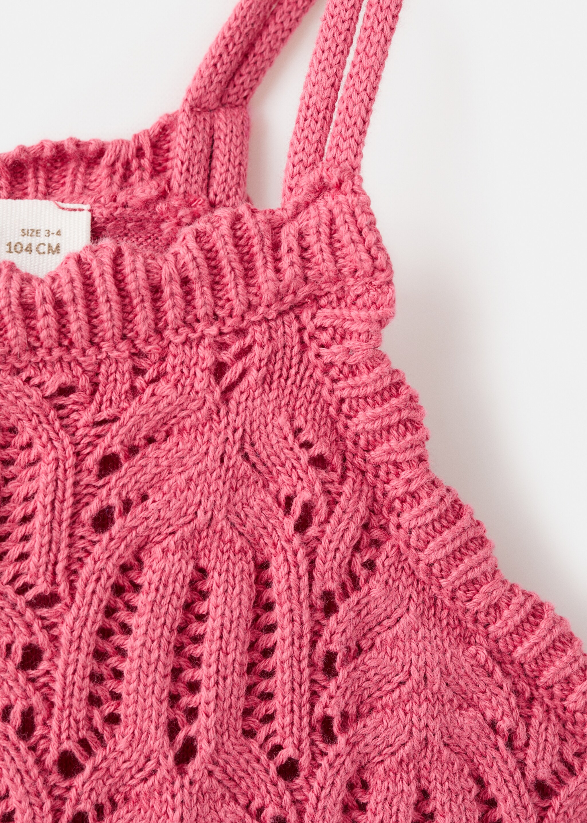 Vestido punto calado - Details of the article 8, Strawberry. Ref: 27086351-00.