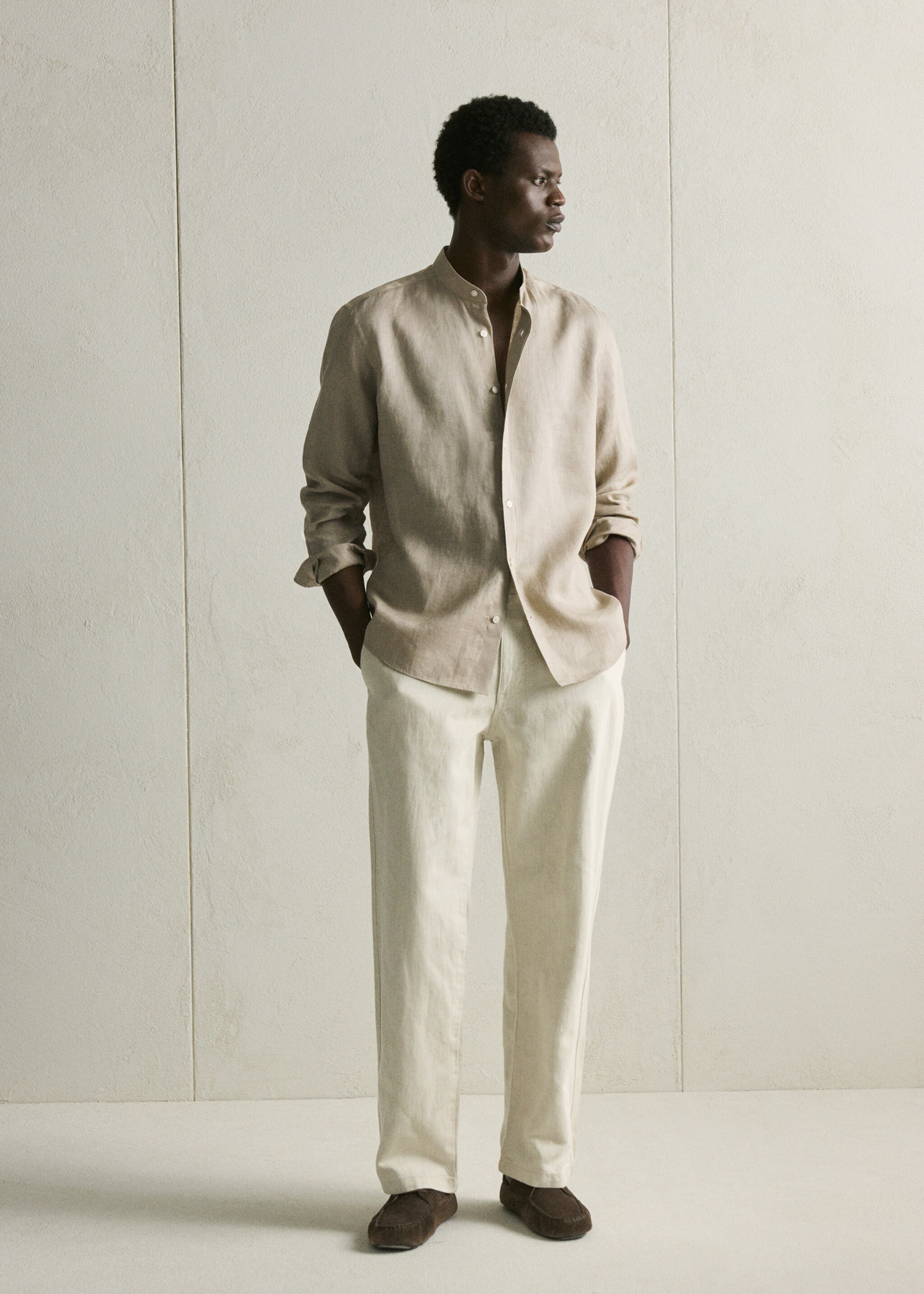 Regular fit cotton-linen blend trousers - Details of the article 5, Ecru. Ref: 27086710-00.