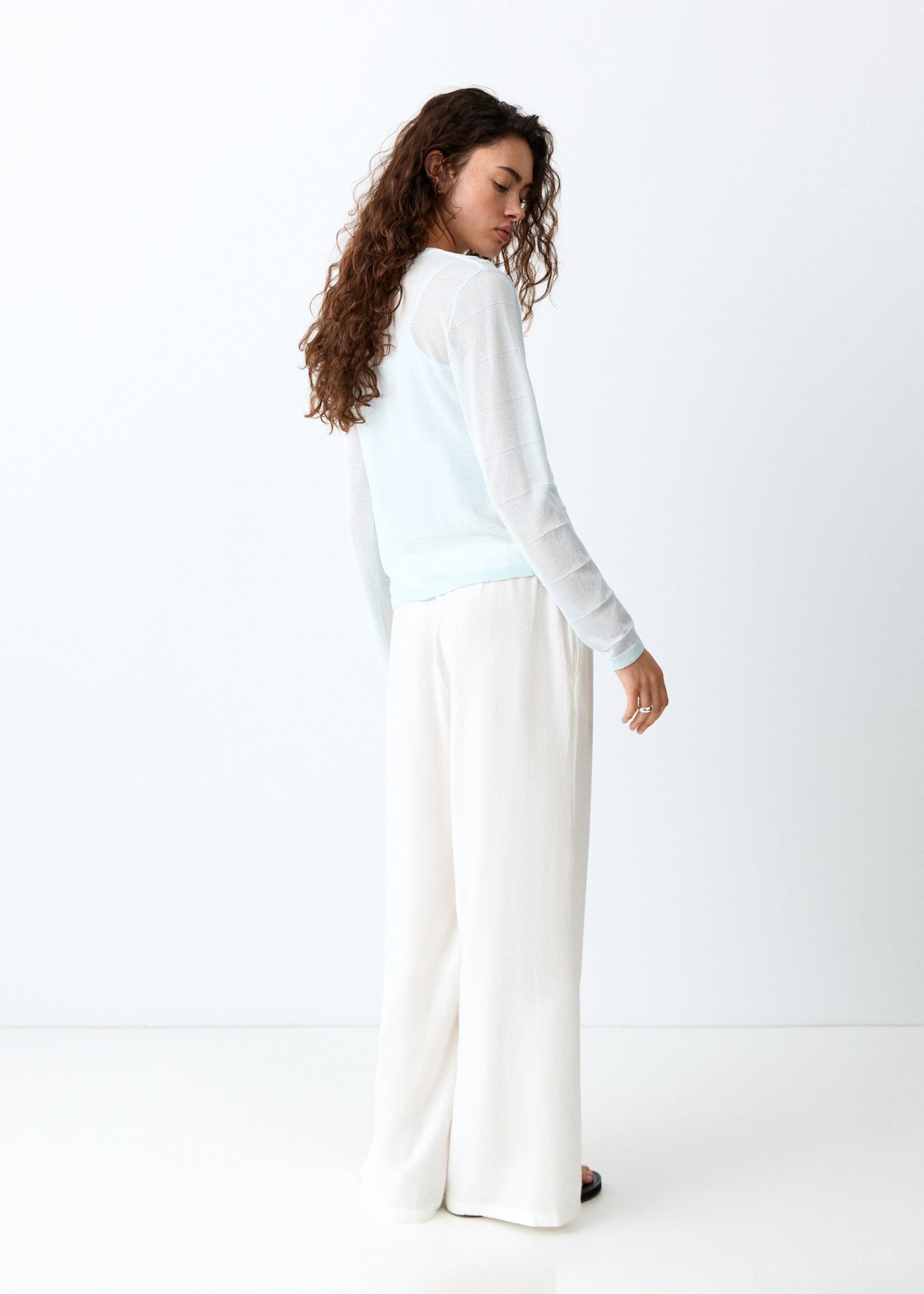 Pantalon droit fluide - Verso de l’article, Blanc cassé. Ref: 27086713-00.