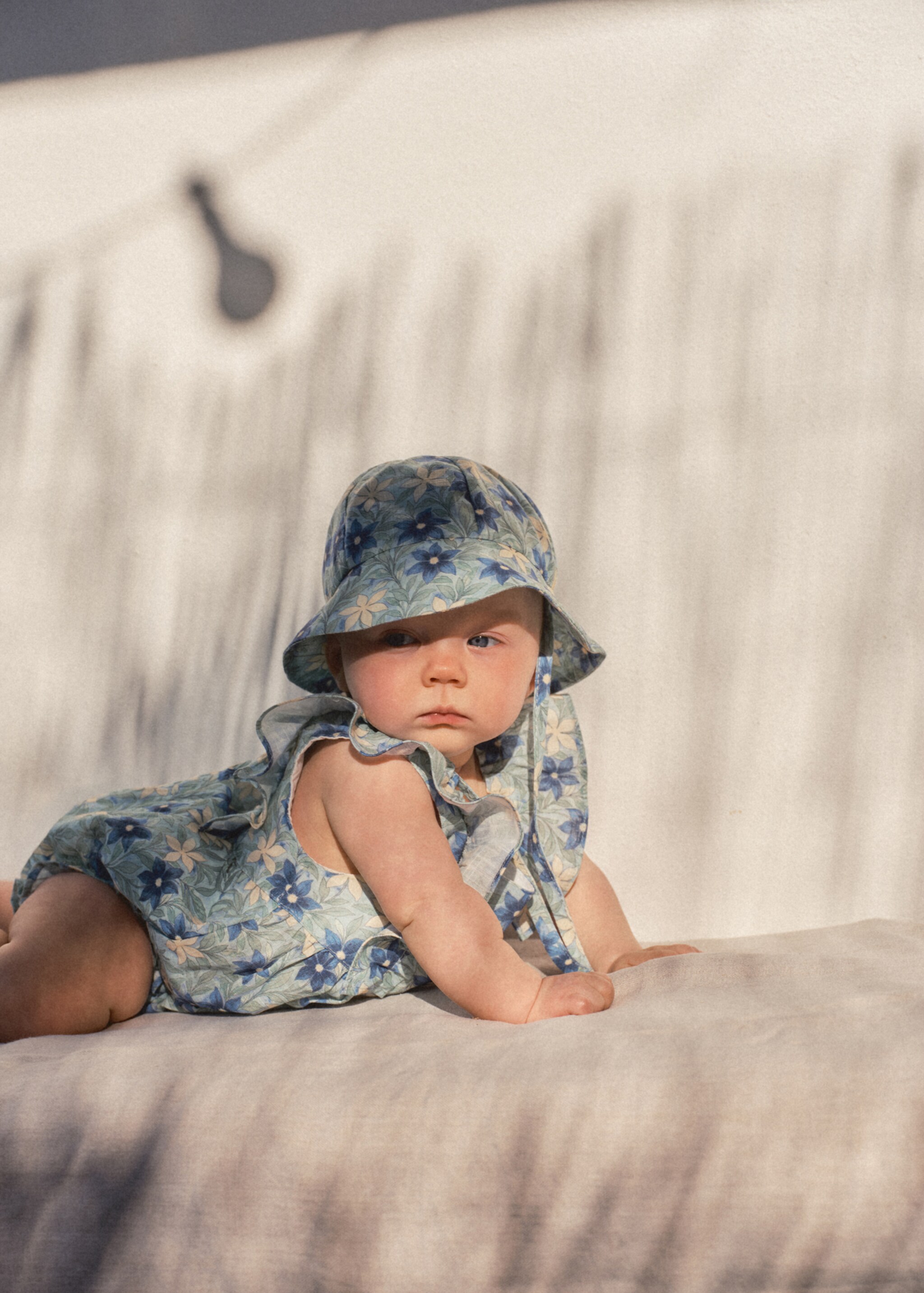 Floral-print romper suit - Details of the article 5, Green. Ref: 27086723-00.