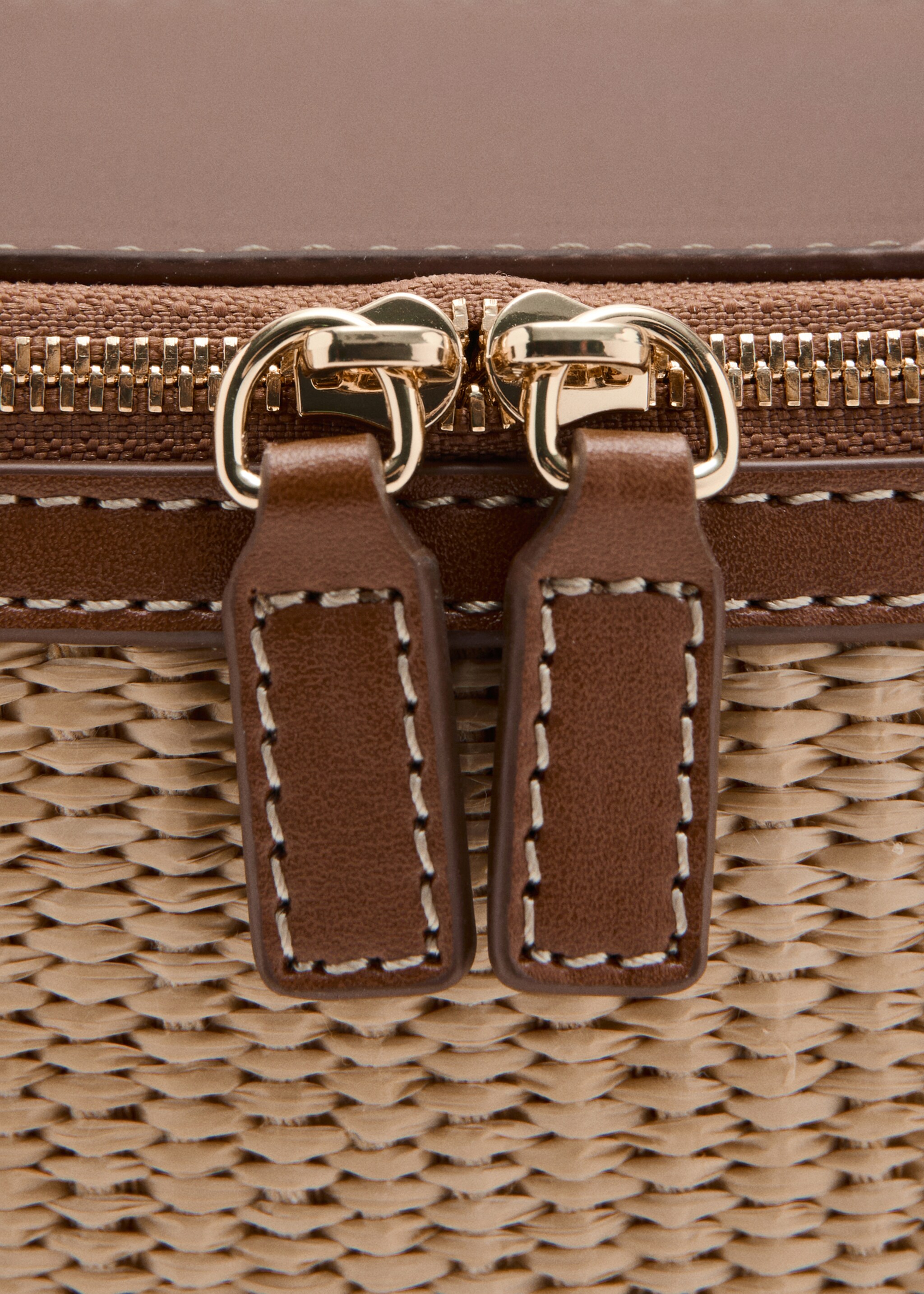 Несессер из натурального волокна на молнии - Деталь изделия 1, Бежевый. Ref: 27086747-00.